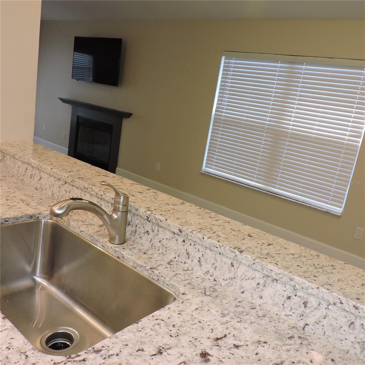 Image 21 of 60 For 206 Northlake Drive 206