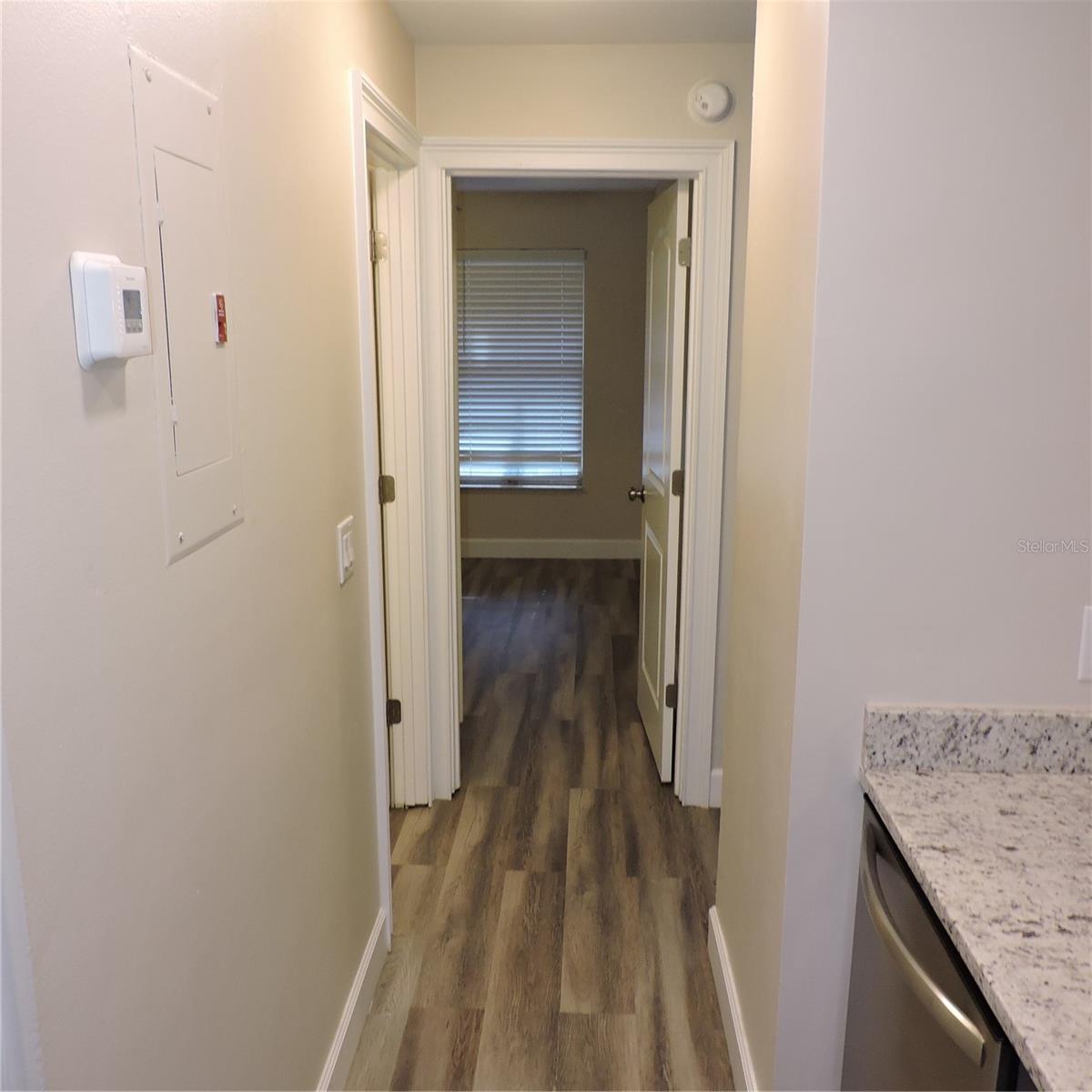 Image 26 of 60 For 206 Northlake Drive 206
