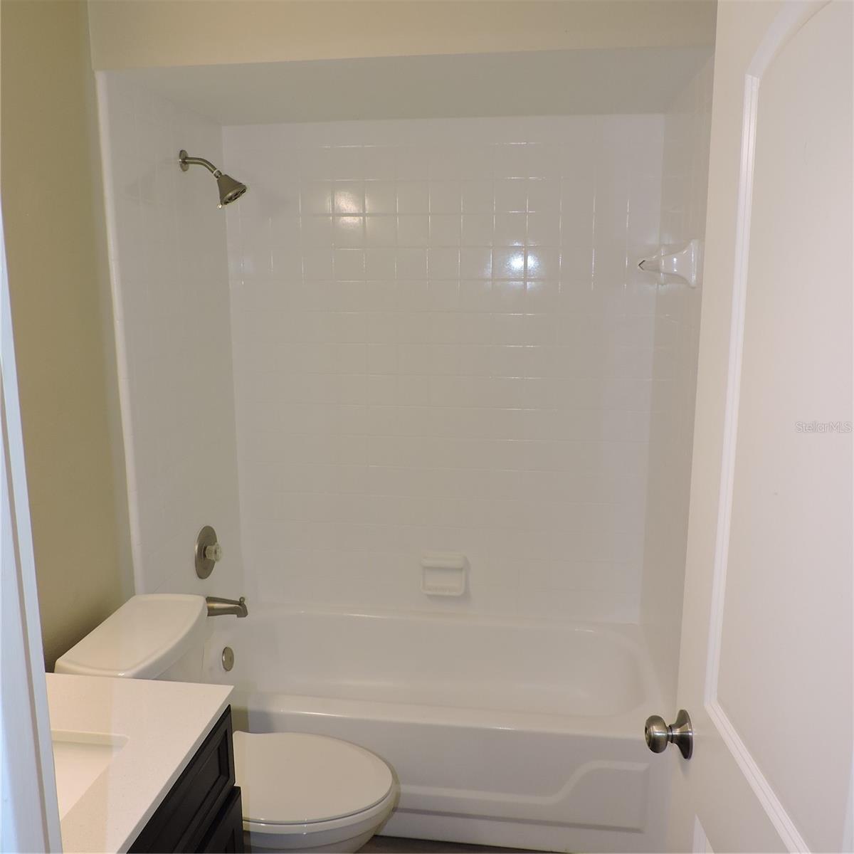 Image 27 of 60 For 206 Northlake Drive 206