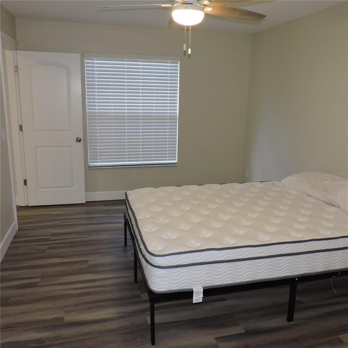 Image 31 of 60 For 206 Northlake Drive 206