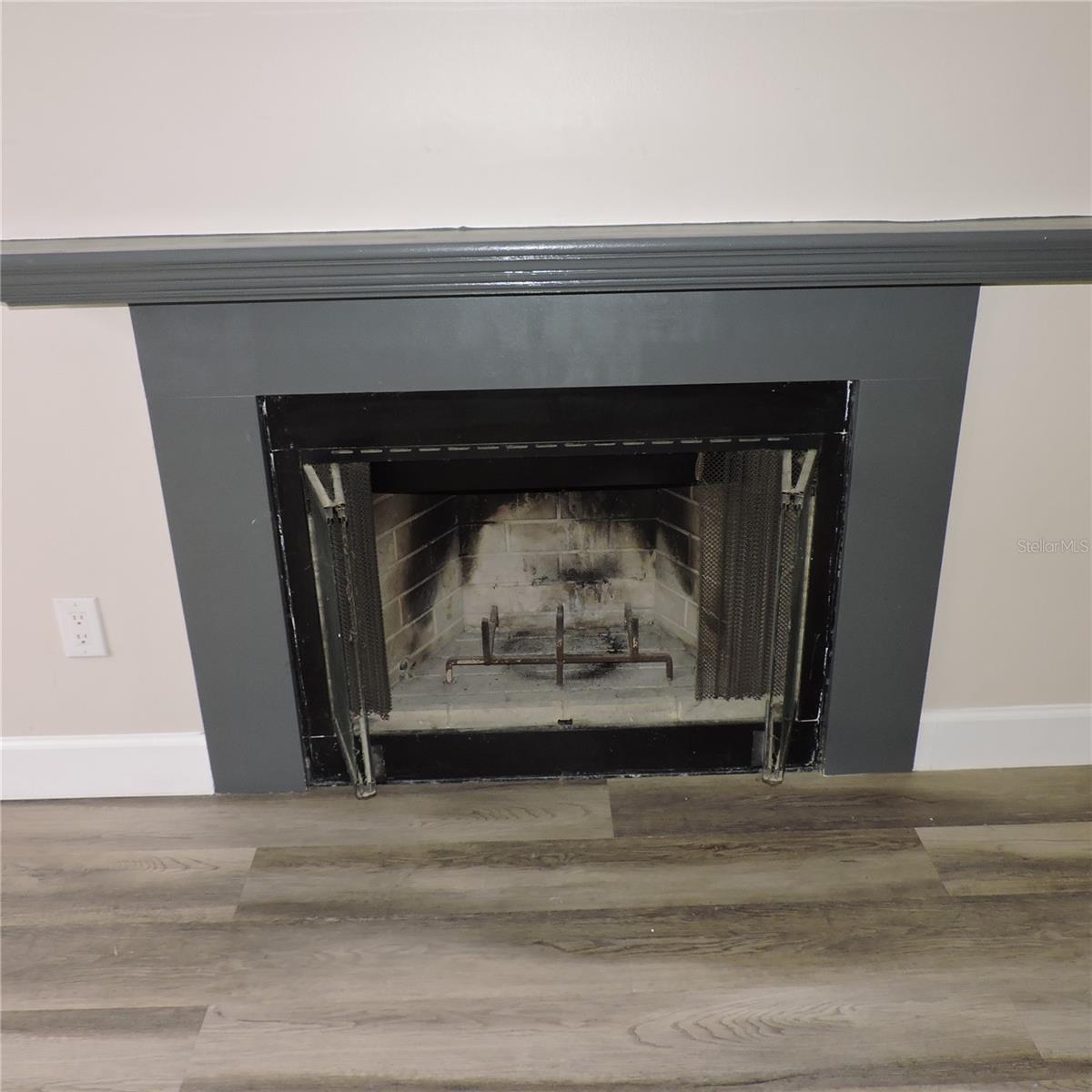 Image 36 of 60 For 206 Northlake Drive 206