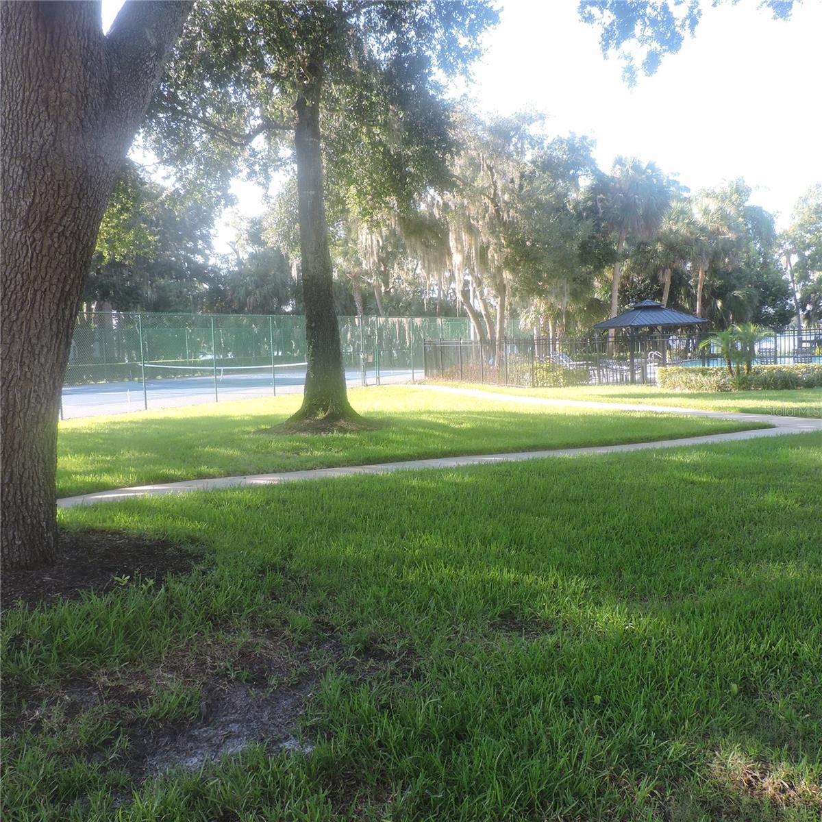 Image 47 of 60 For 206 Northlake Drive 206