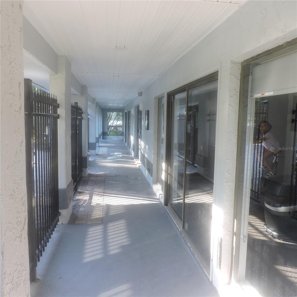 Image 48 of 60 For 206 Northlake Drive 206