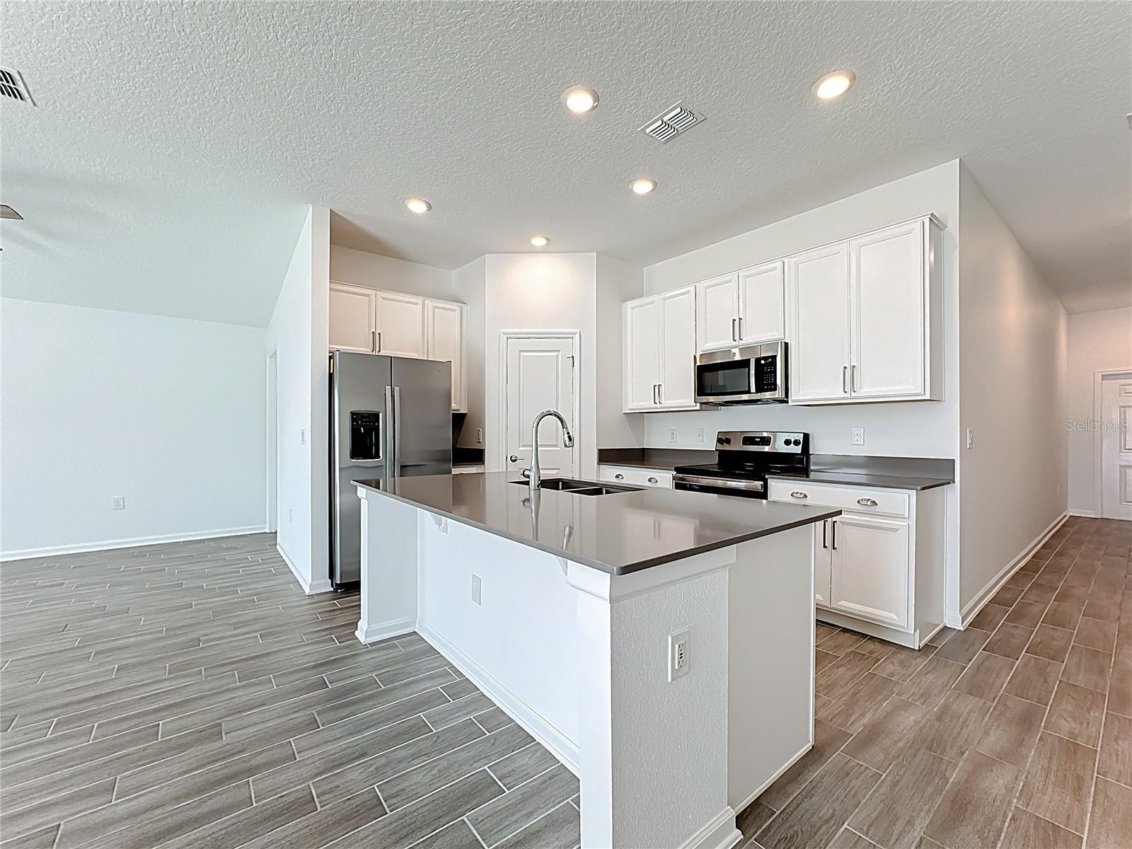 Image 12 of 55 For 790 Citrus Reserve Boulevard