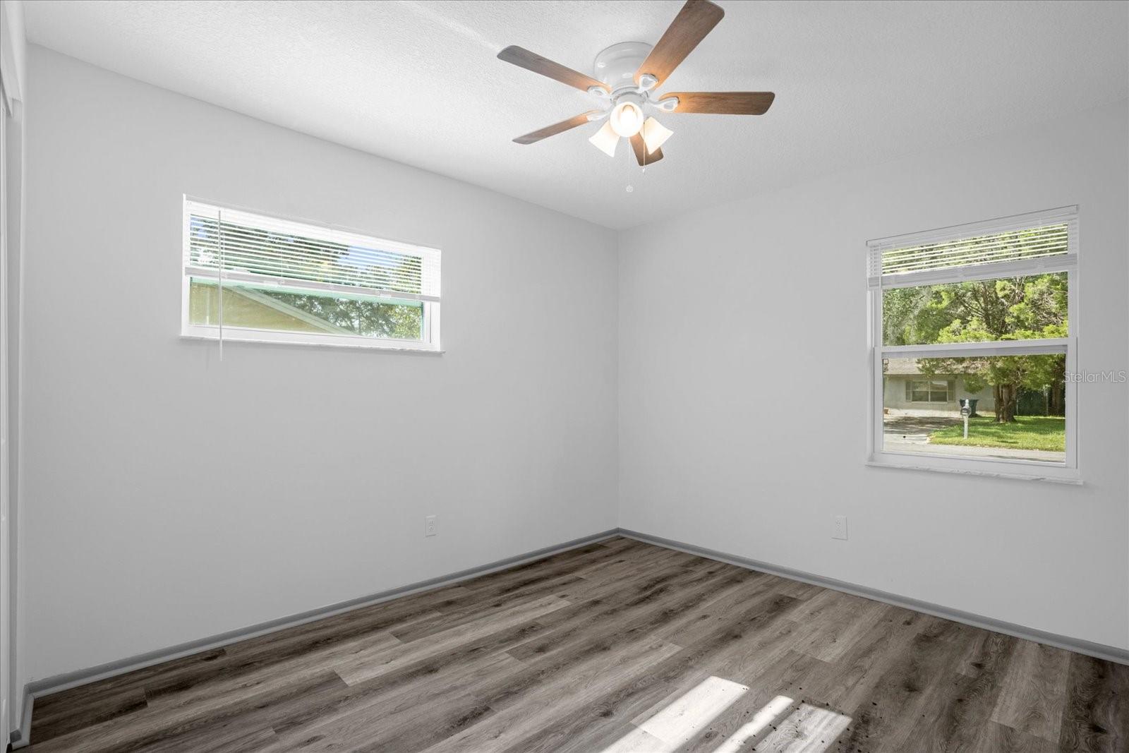 Listing photo id 9 for 21366 Anderson Road