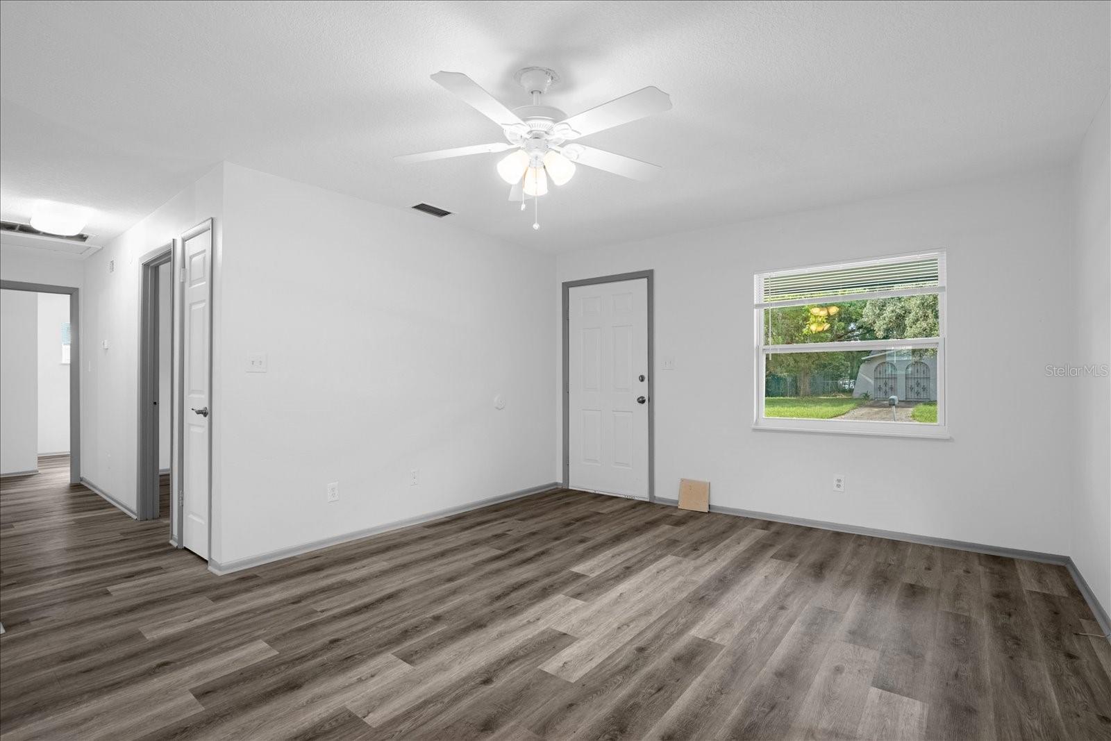 Listing photo id 20 for 21366 Anderson Road