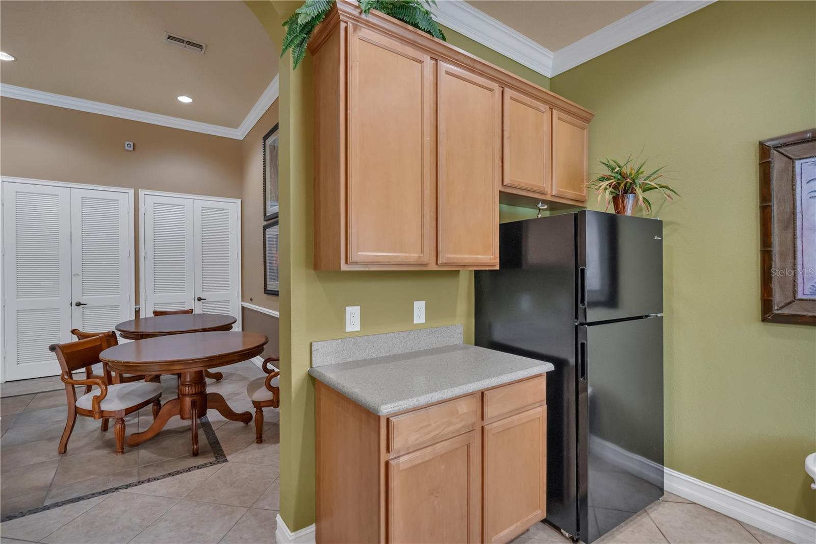Image 39 of 48 For 3375 Wilshire Way Road 18