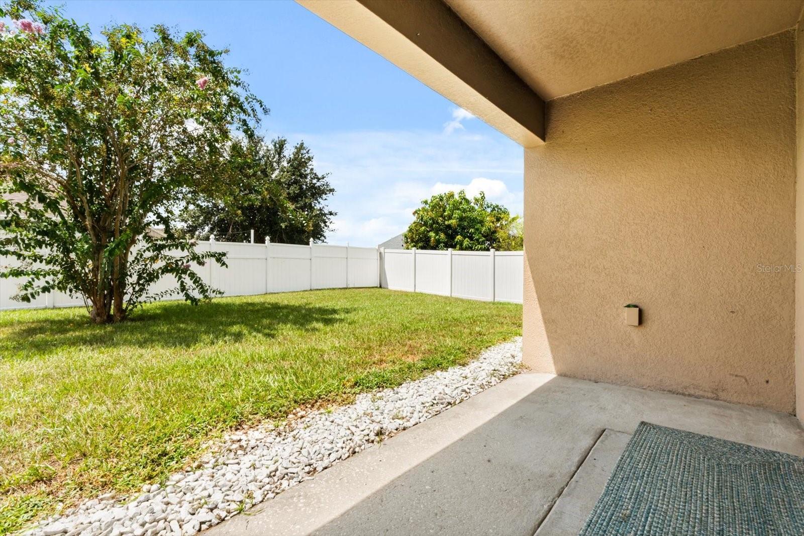 Image 24 of 27 For 541 Antigua Avenue
