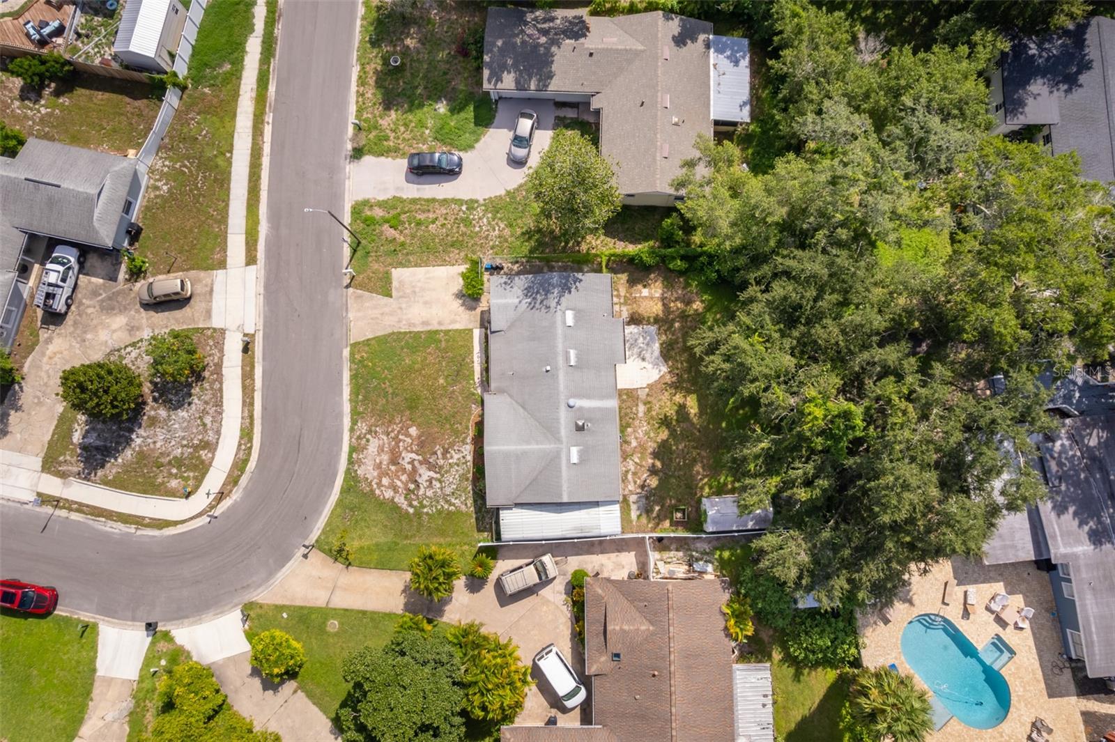 Image 21 of 23 For 854 Bishop Drive