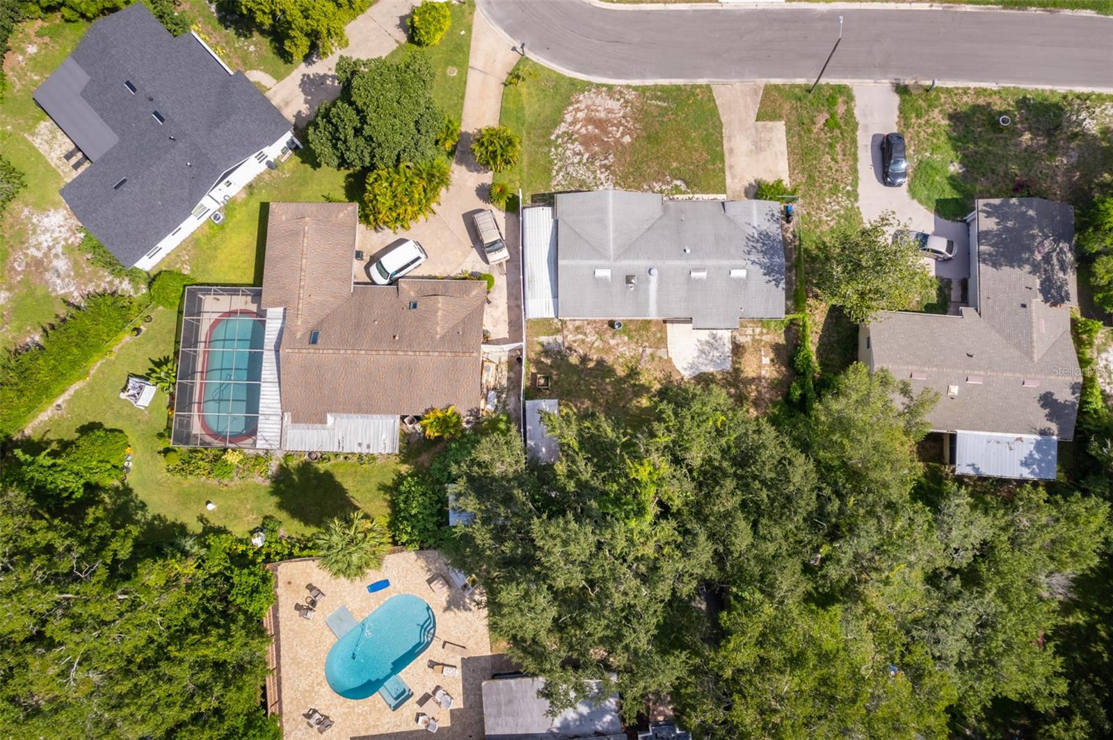 Image 22 of 23 For 854 Bishop Drive