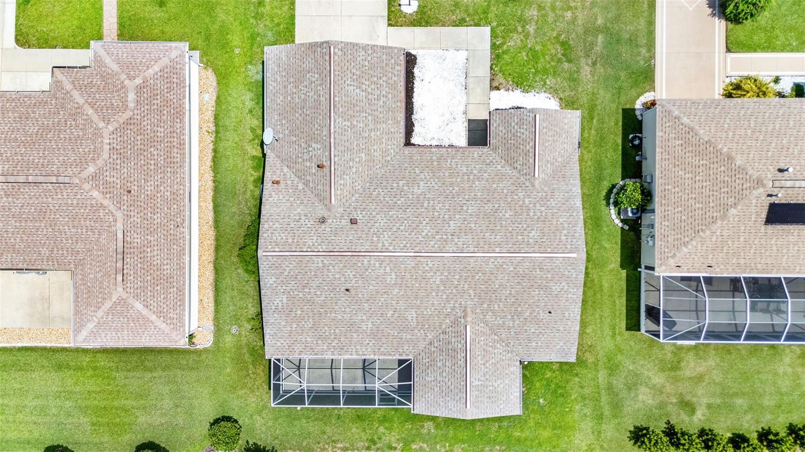 Image 37 of 48 For 766 Artesia Avenue