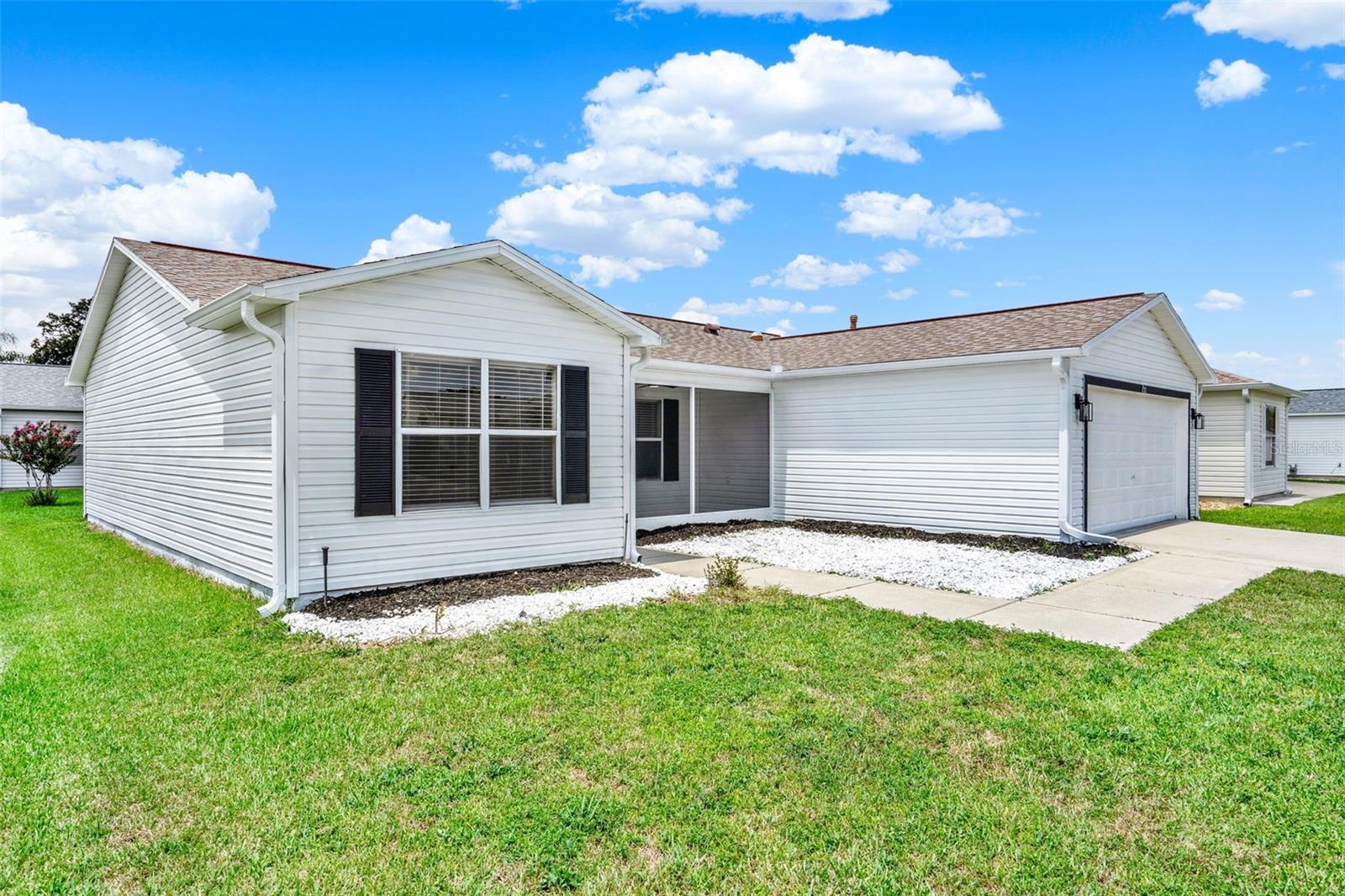 Image 6 of 48 For 766 Artesia Avenue