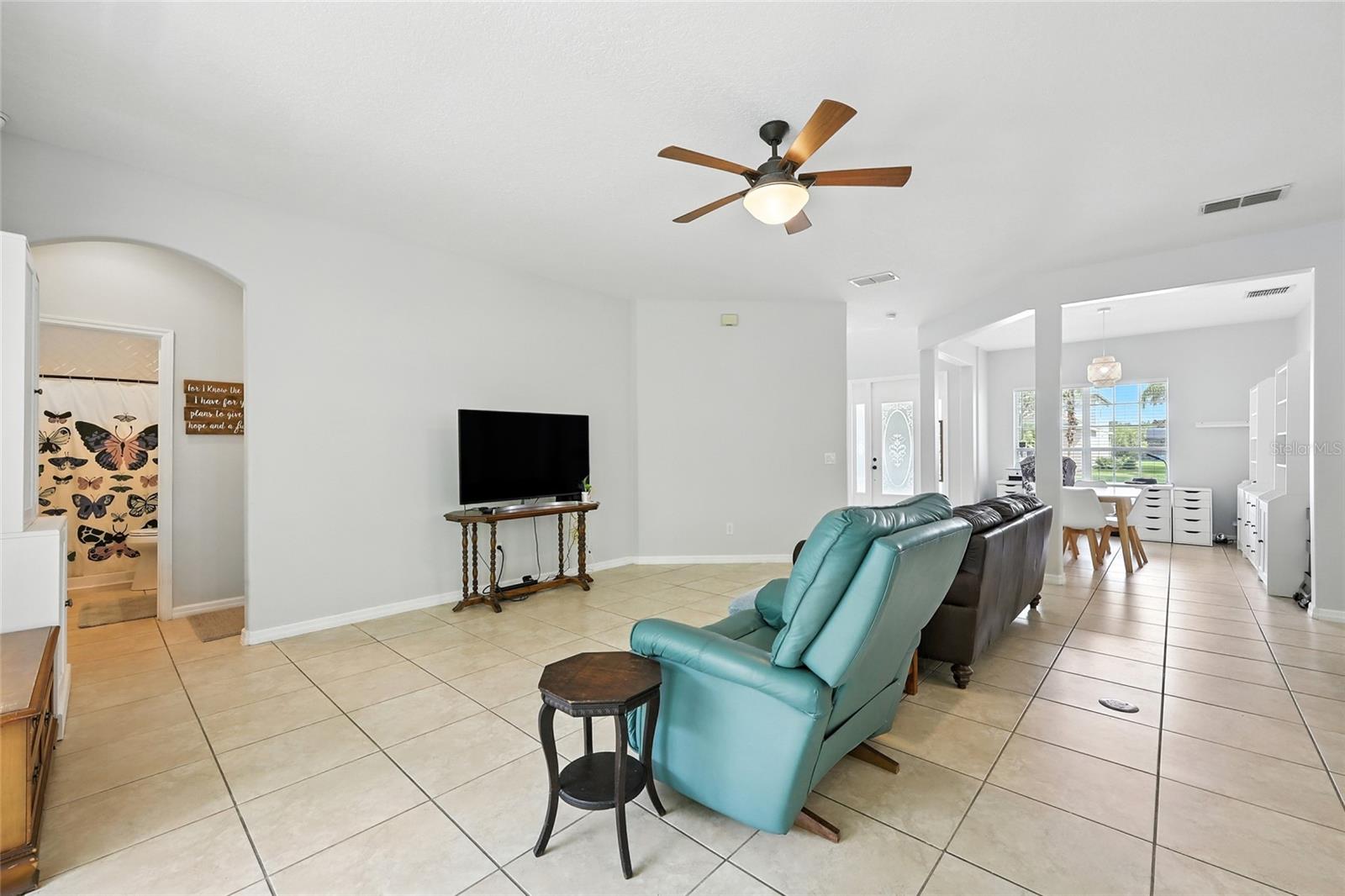 Image 17 of 61 For 5816 Covington Cove Way