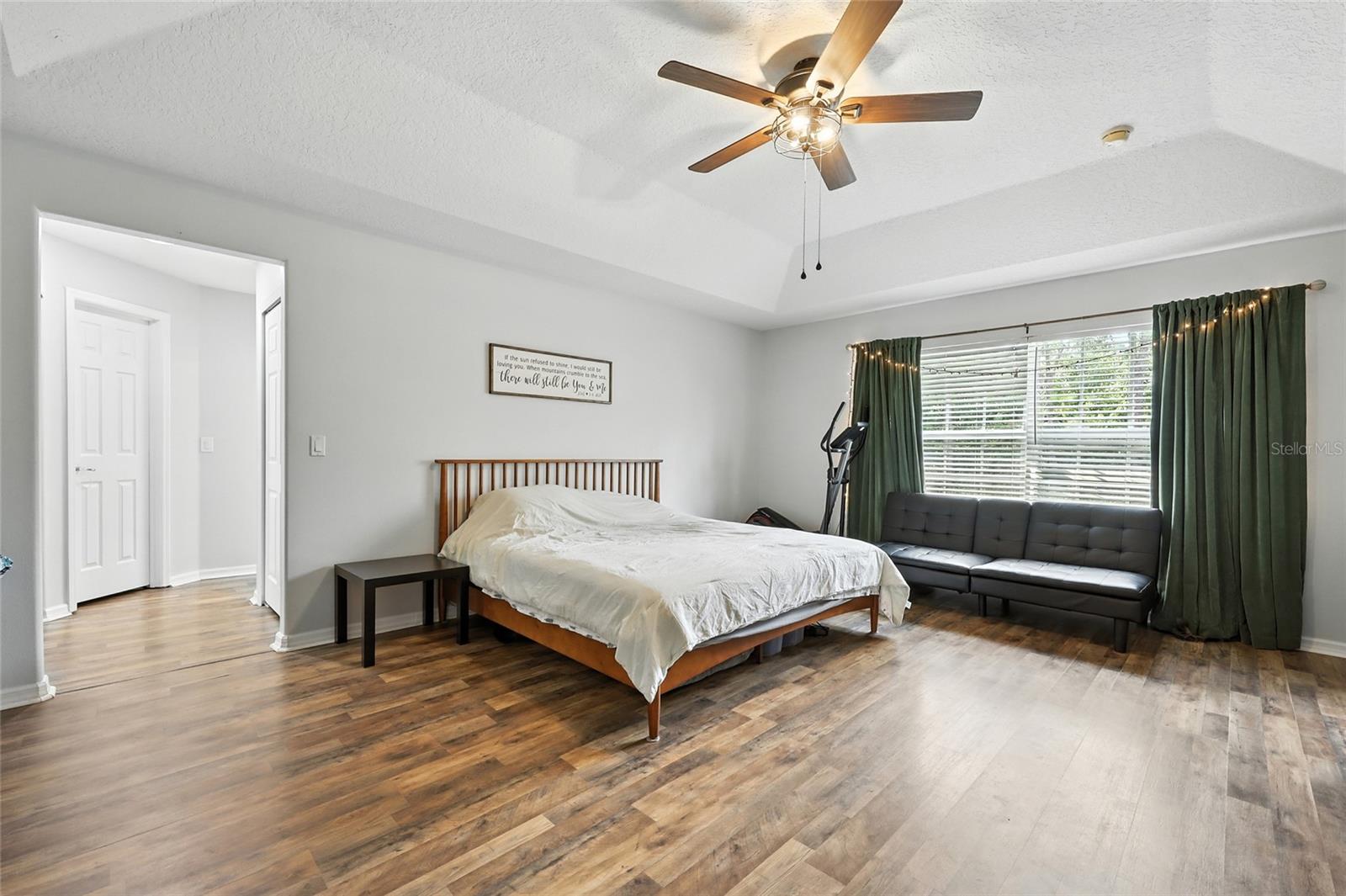 Image 26 of 61 For 5816 Covington Cove Way