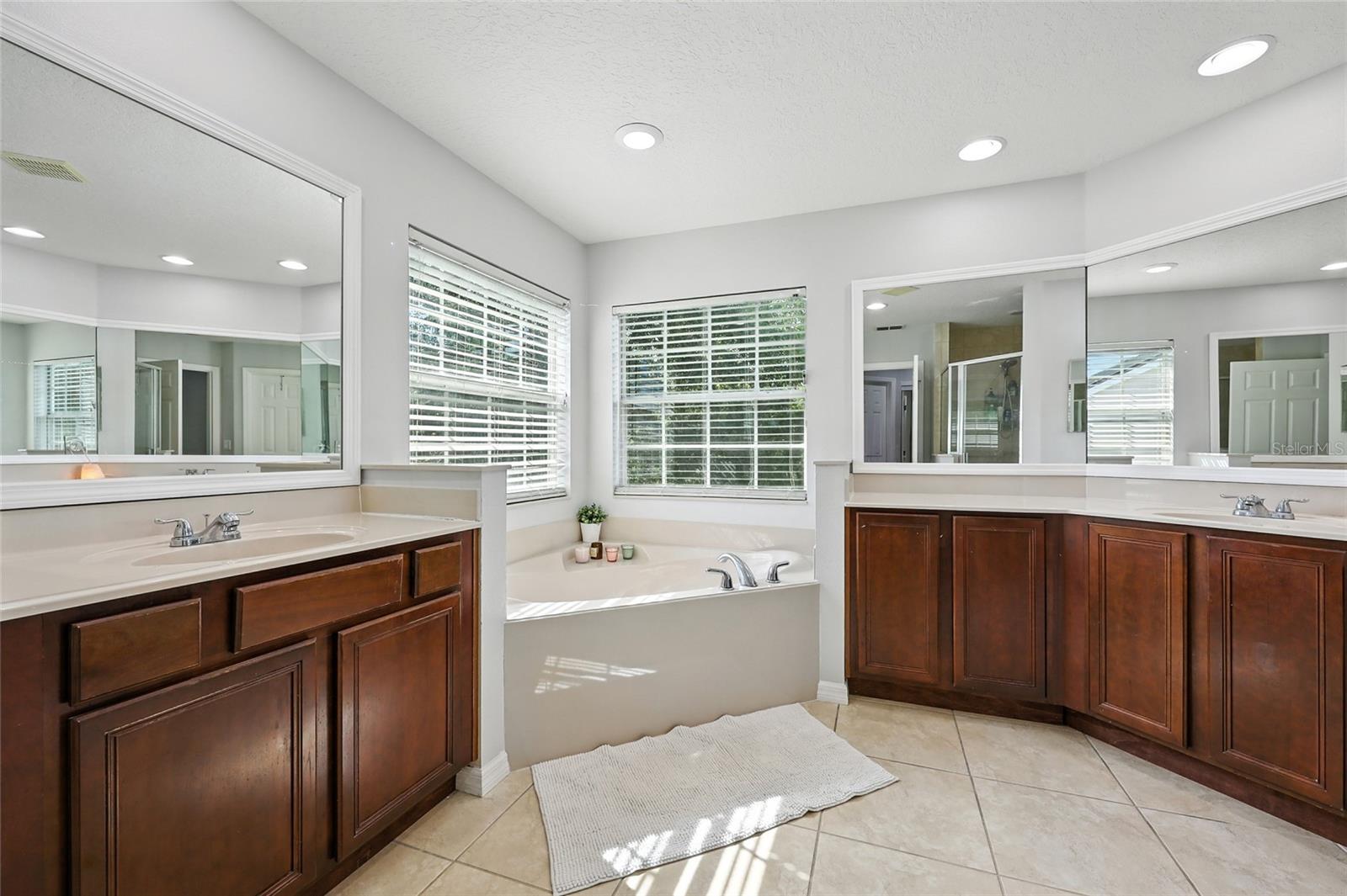 Image 29 of 61 For 5816 Covington Cove Way