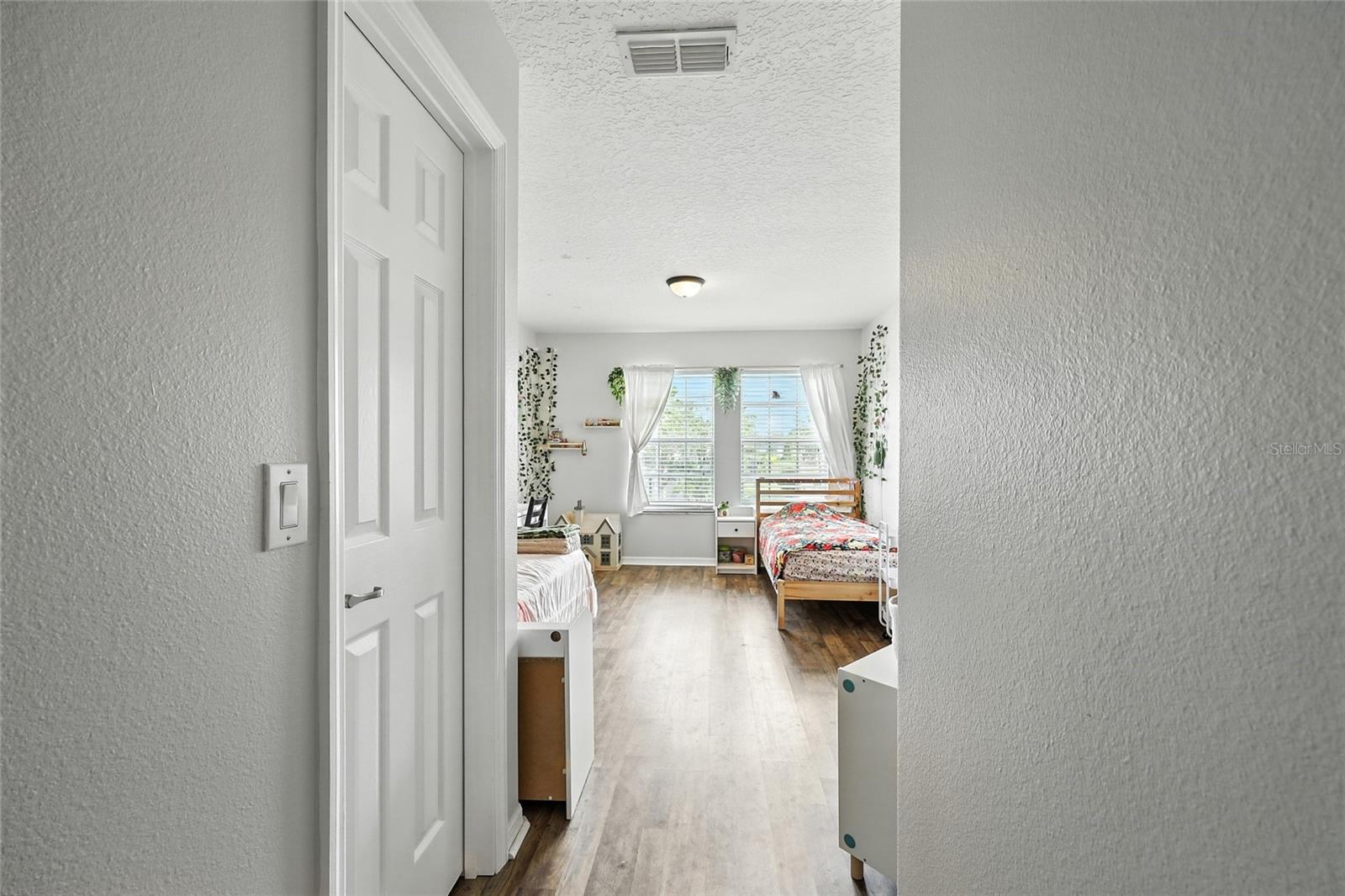 Image 36 of 61 For 5816 Covington Cove Way