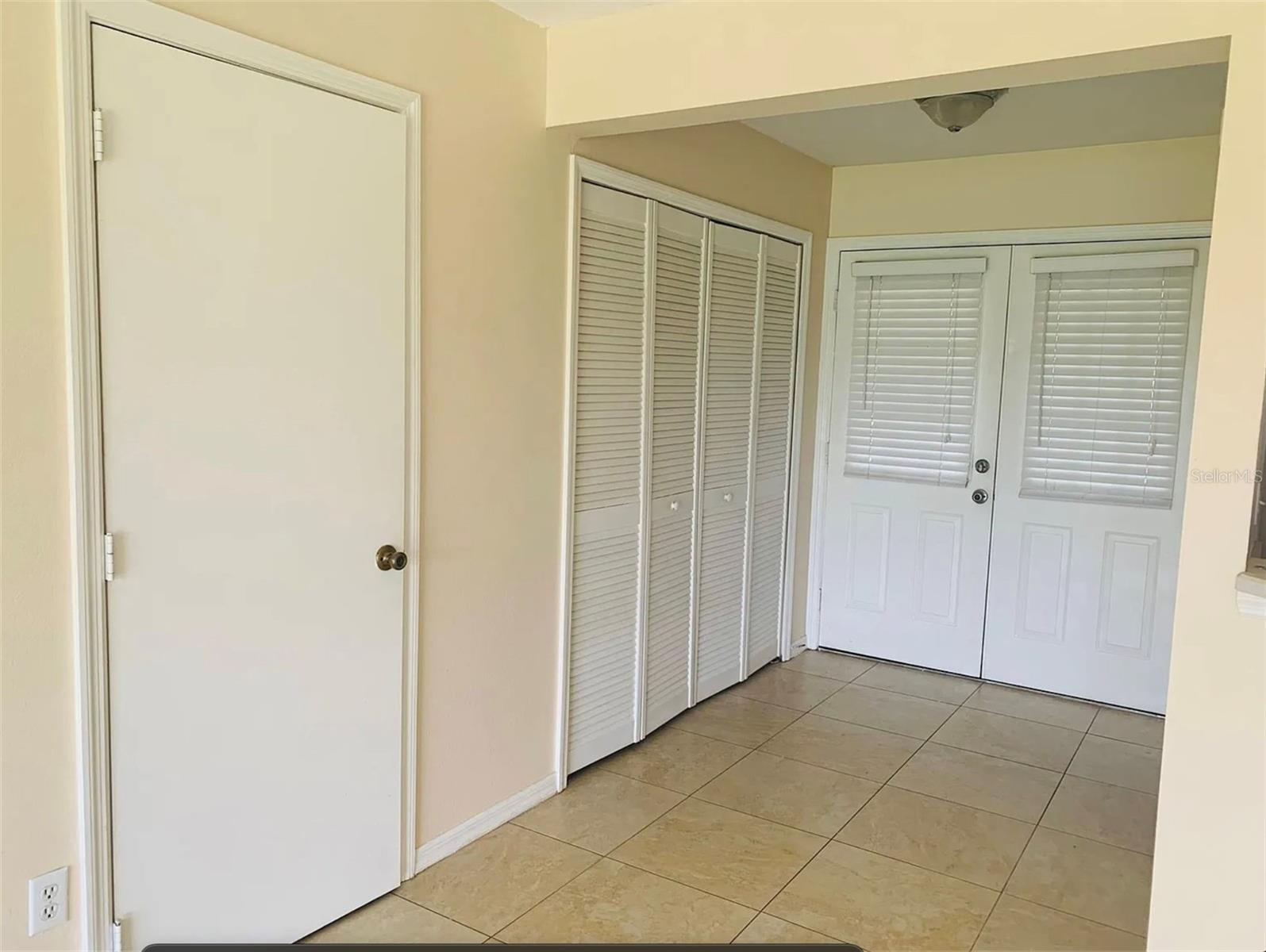 Image 6 of 16 For 12264 Shady Spring Way 104