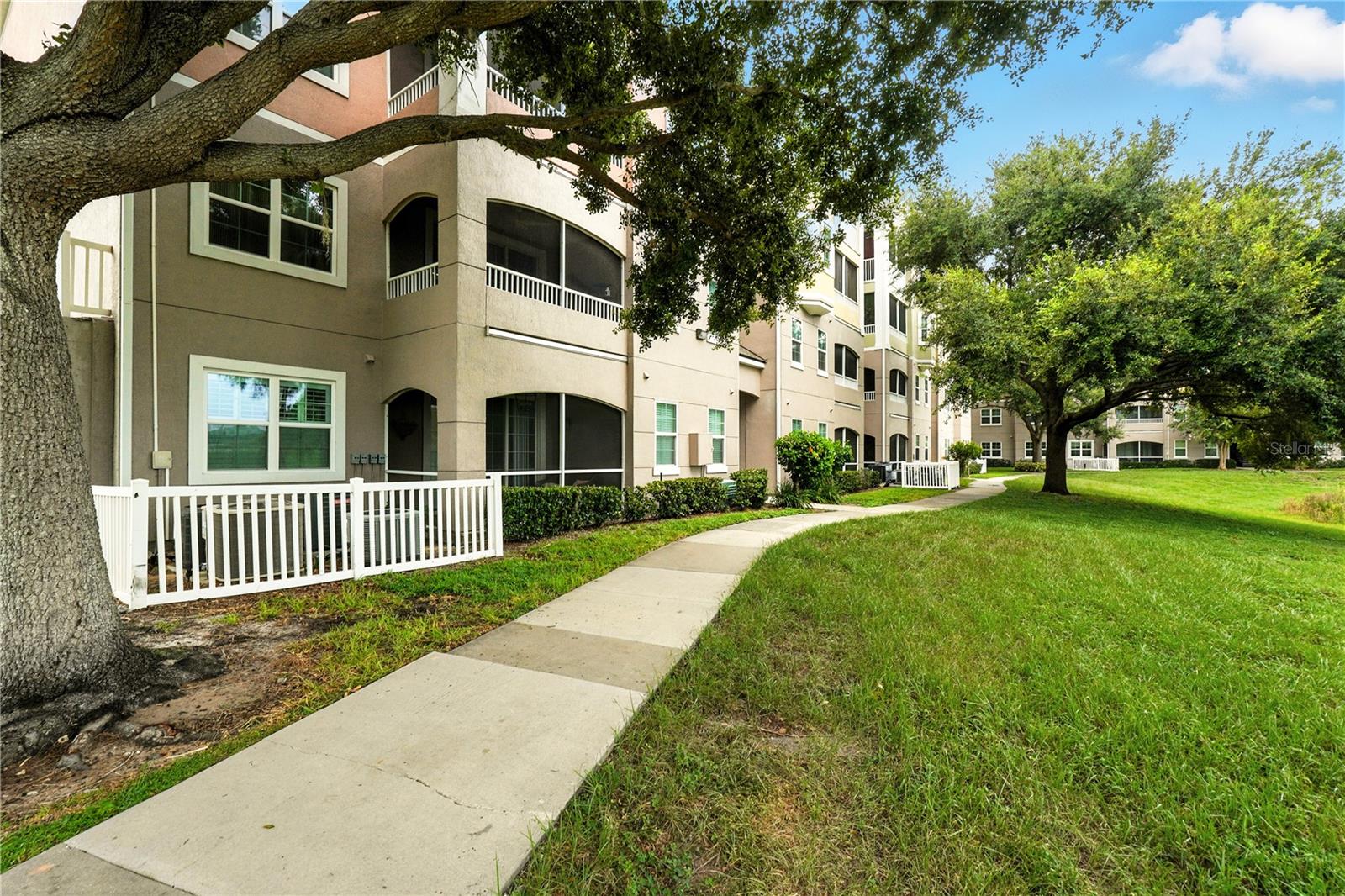 Image 21 of 25 For 3384 Corona Village Way 106