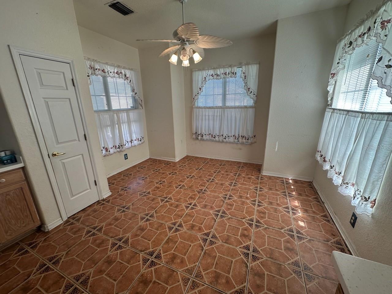 Image 10 of 22 For 9105 125th Loop