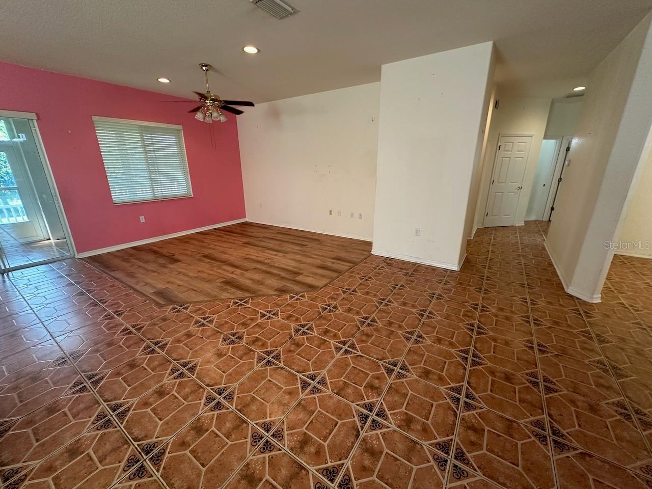 Image 13 of 22 For 9105 125th Loop