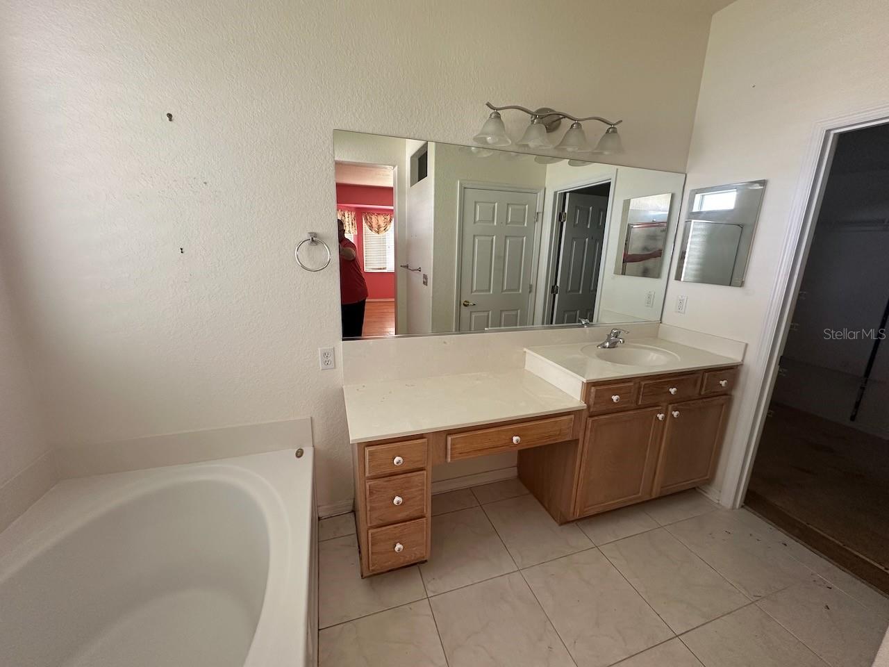 Image 16 of 22 For 9105 125th Loop
