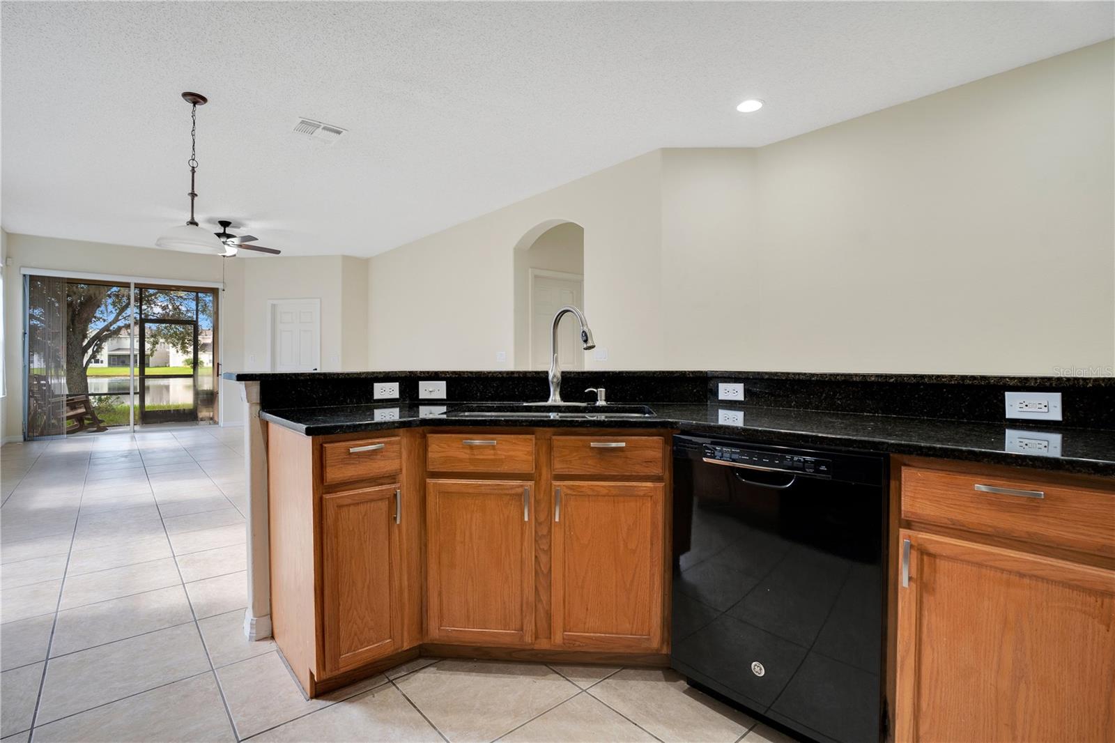 Image 10 of 48 For 14974 Huntcliff Park Way