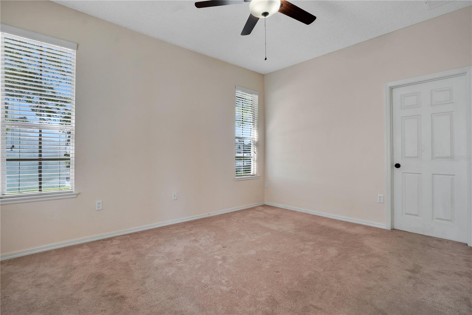 Image 16 of 48 For 14974 Huntcliff Park Way