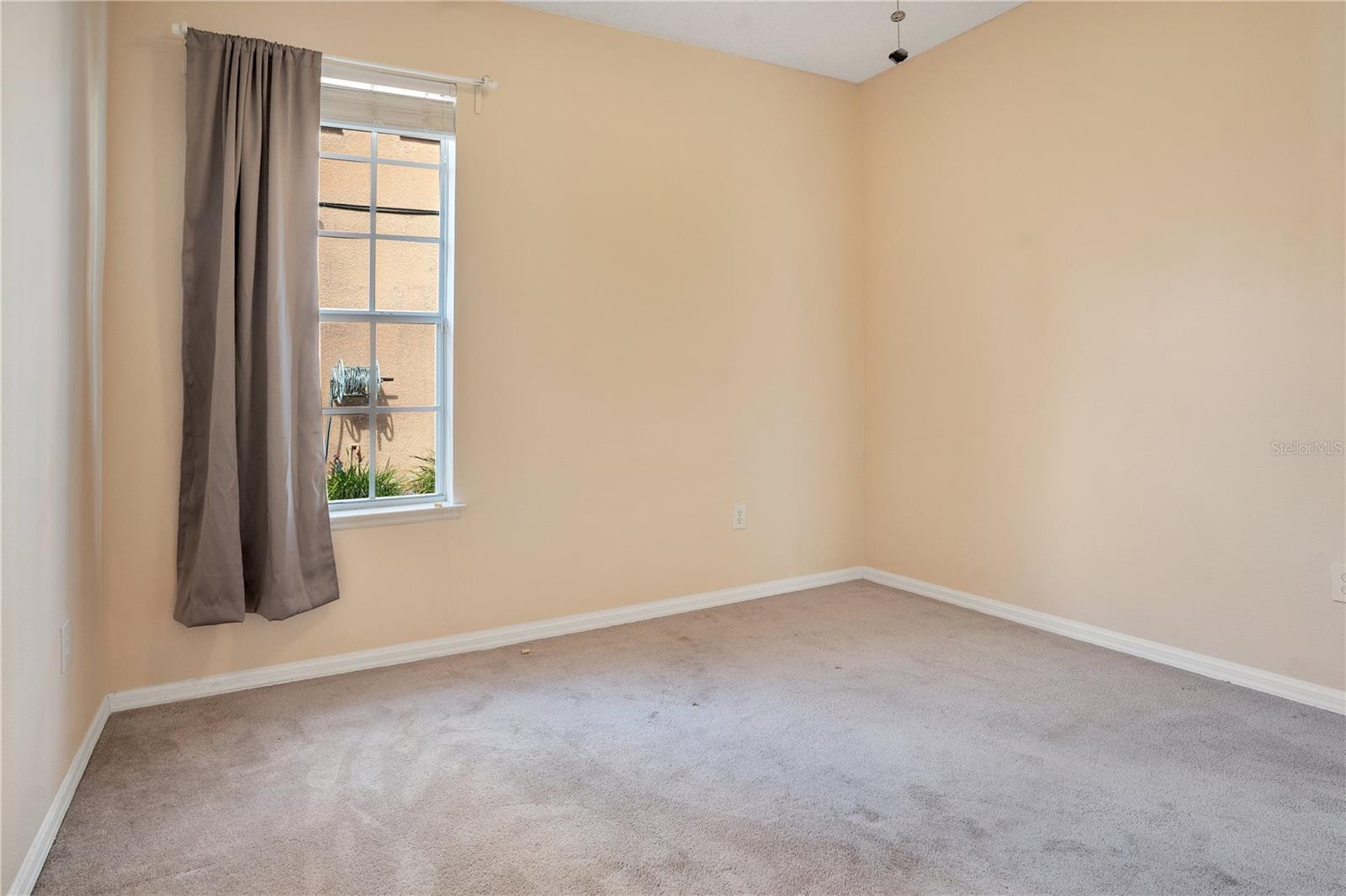 Image 21 of 48 For 14974 Huntcliff Park Way