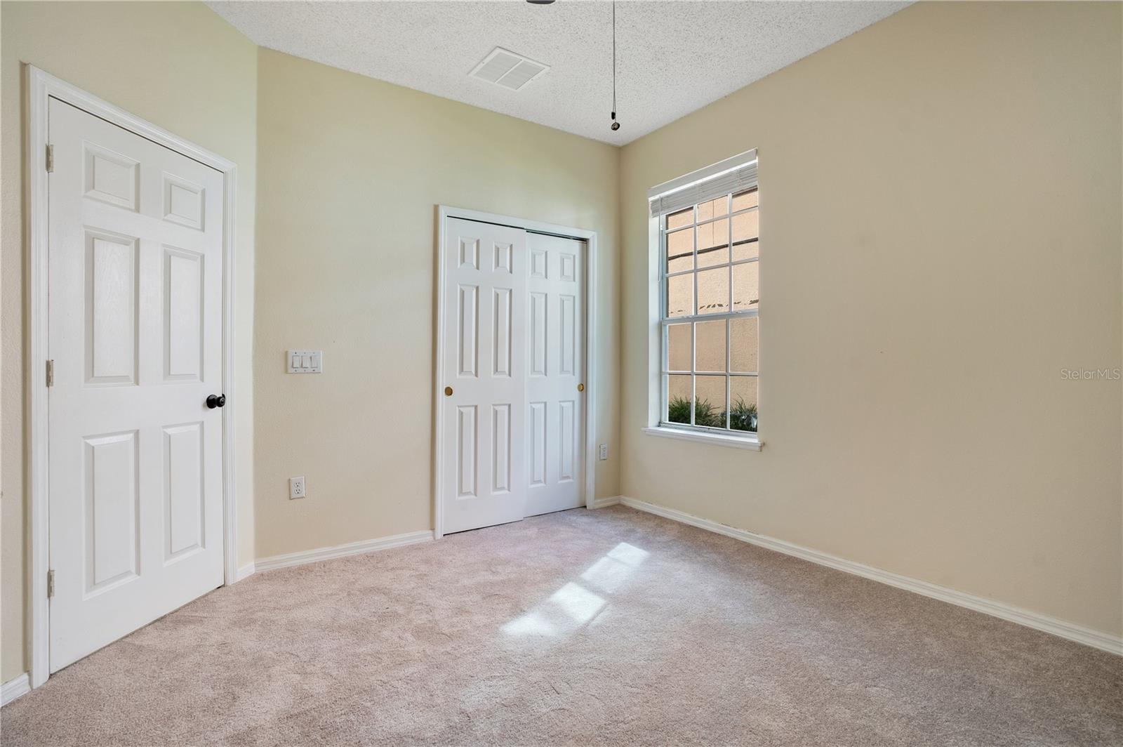 Image 22 of 48 For 14974 Huntcliff Park Way