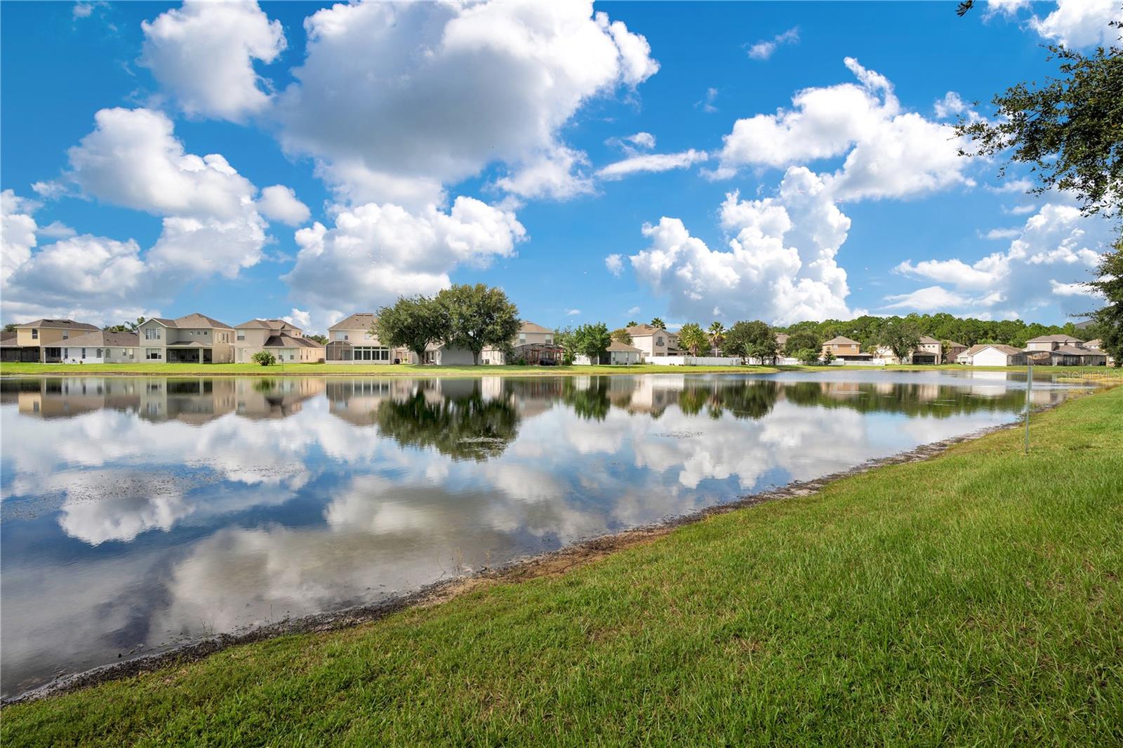Image 31 of 48 For 14974 Huntcliff Park Way