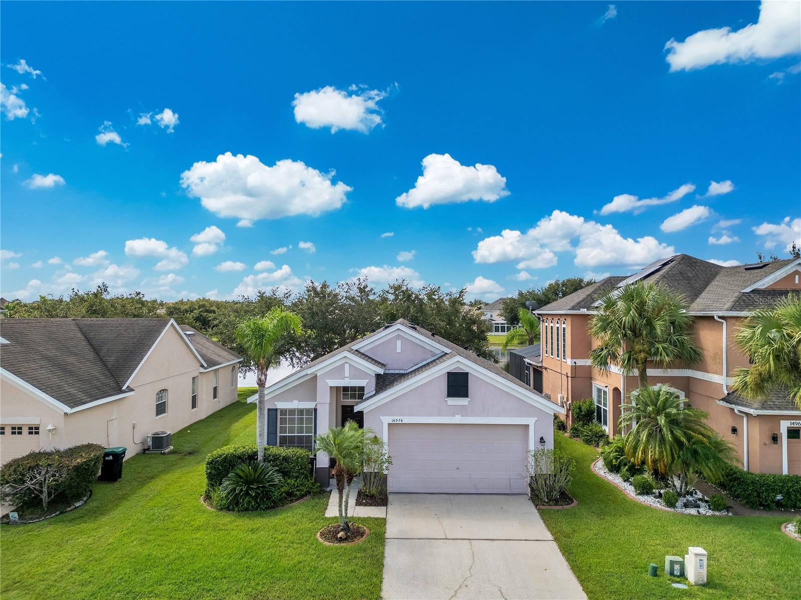 Image 34 of 48 For 14974 Huntcliff Park Way