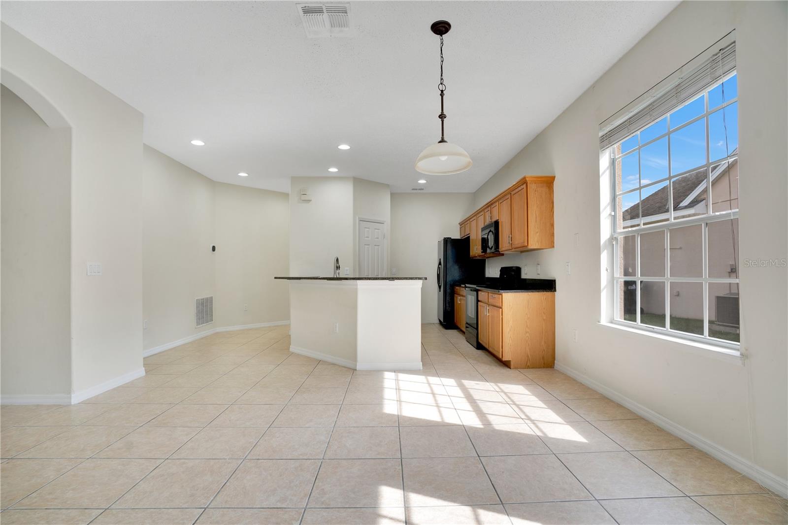 Image 7 of 48 For 14974 Huntcliff Park Way