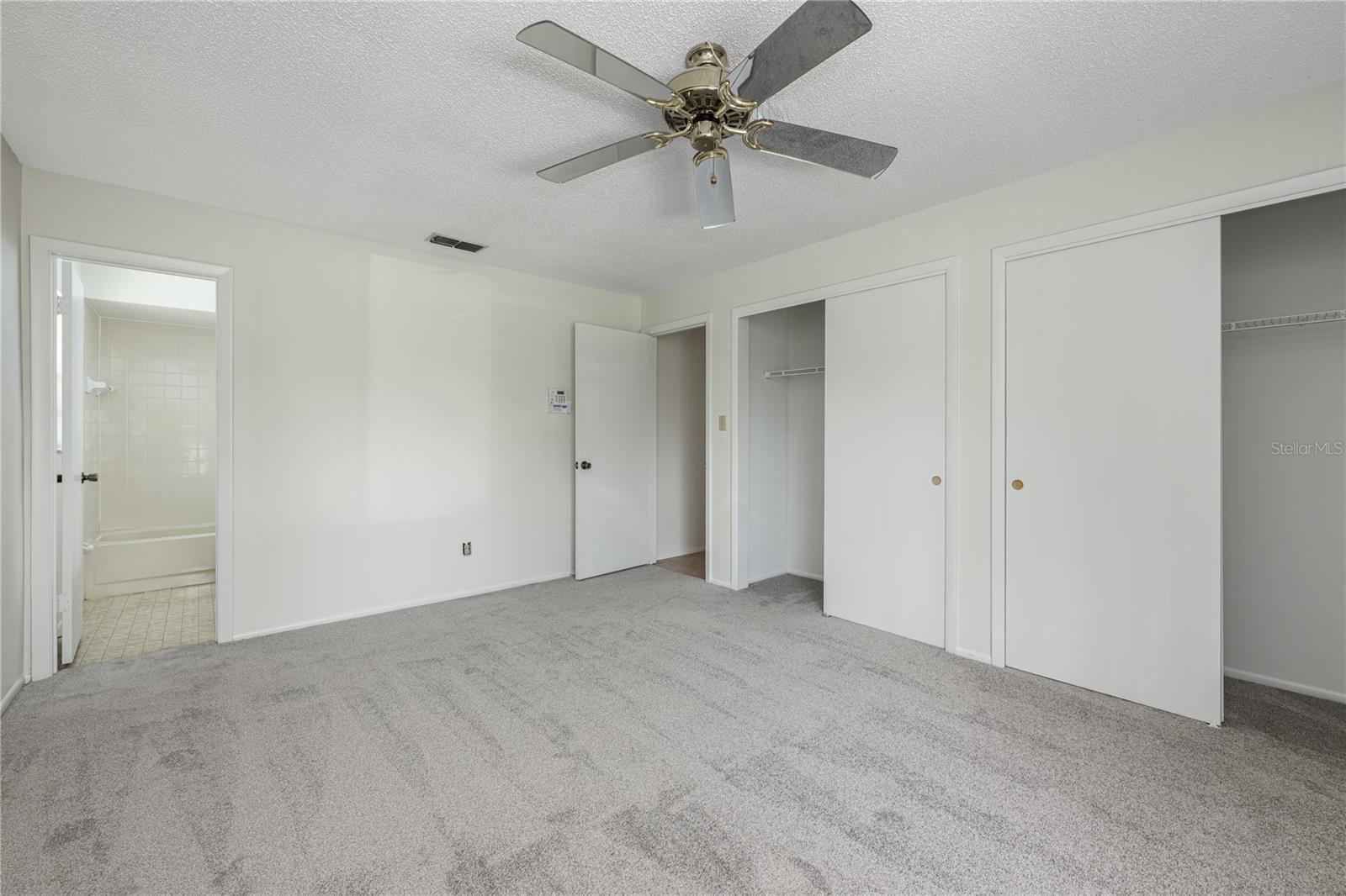 Image 17 of 26 For 1221 La Mesa Avenue