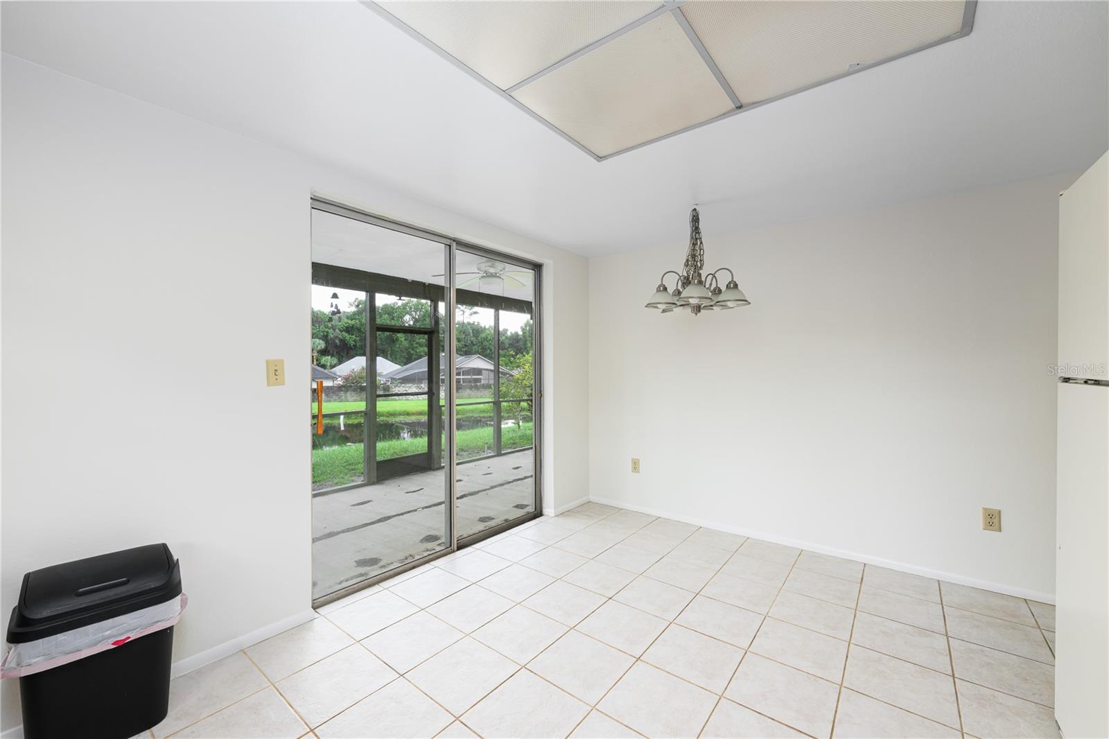 Image 7 of 26 For 1221 La Mesa Avenue