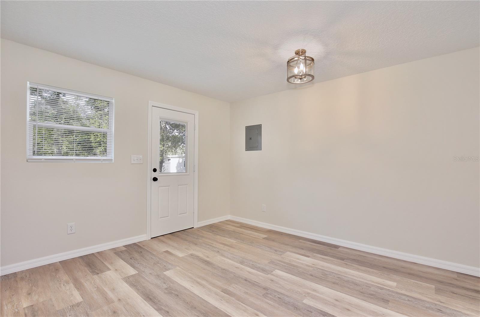 Image 13 of 18 For 222 Atwater Avenue
