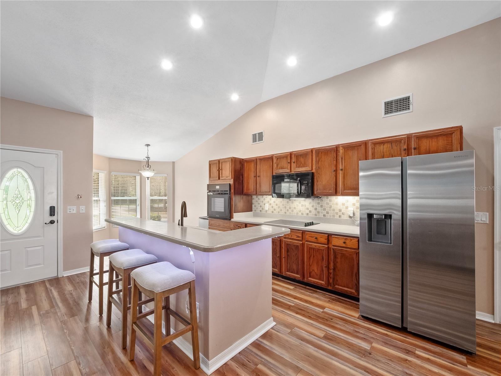 Image 10 of 91 For 25731 Lido Ave