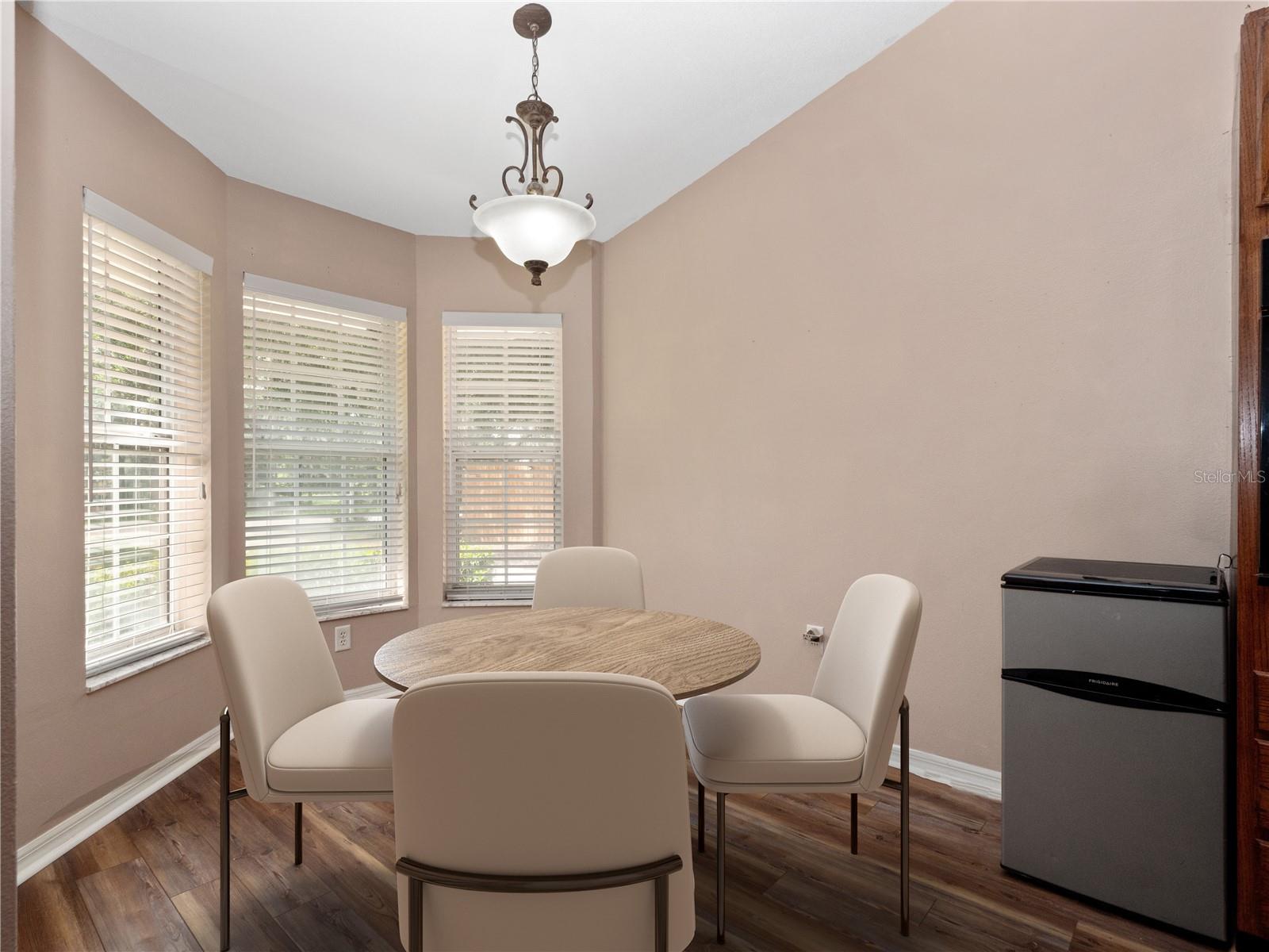 Image 15 of 91 For 25731 Lido Ave