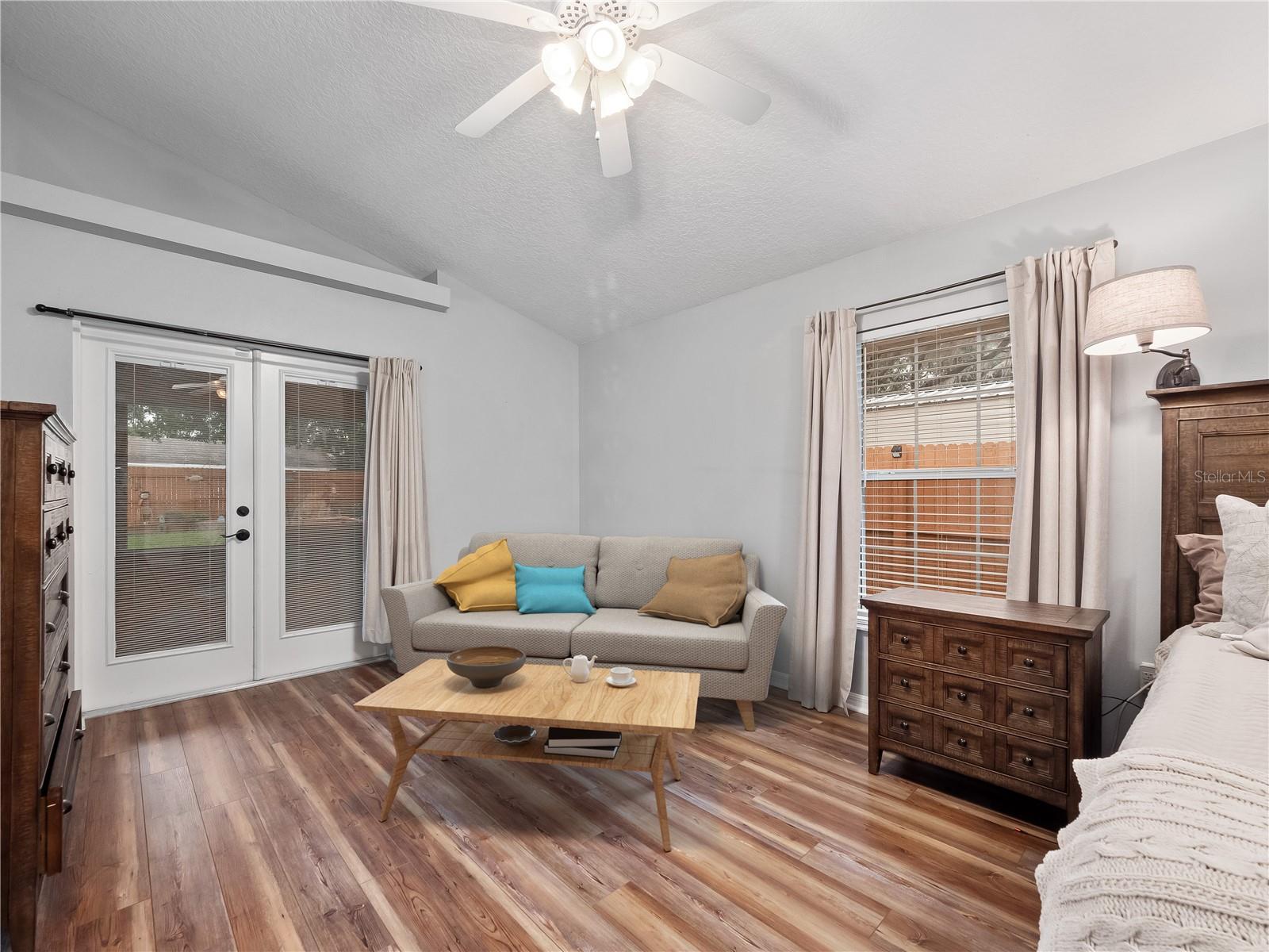 Image 33 of 91 For 25731 Lido Ave