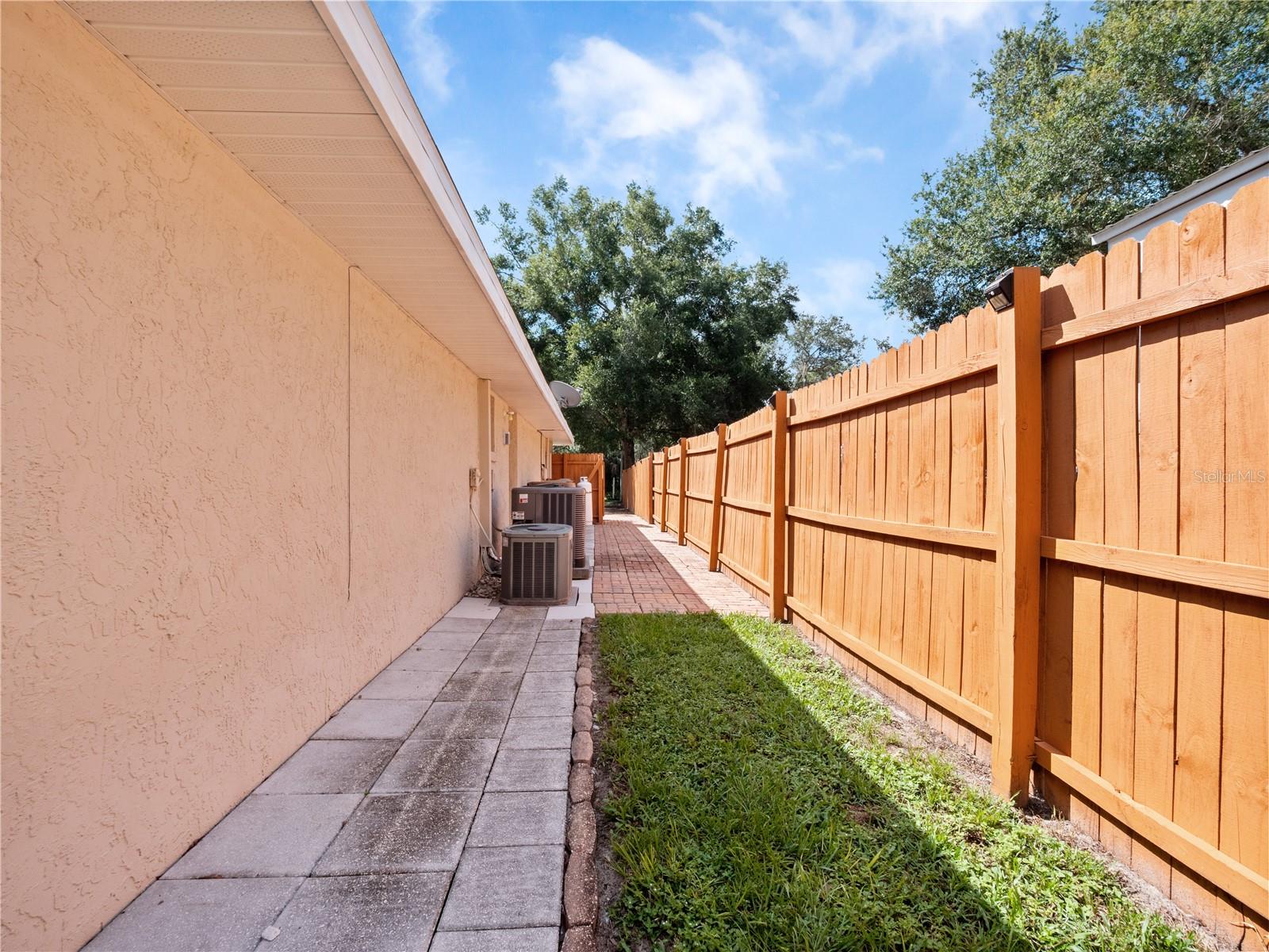 Image 52 of 91 For 25731 Lido Ave