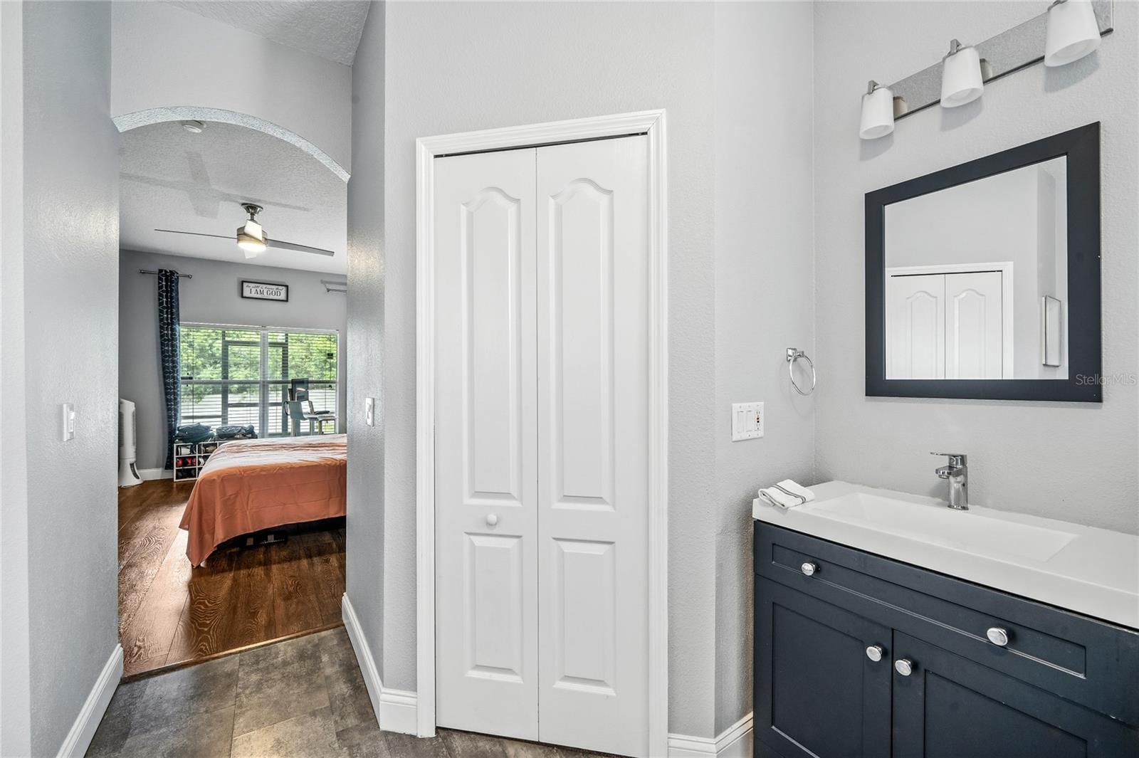 Image 11 of 34 For 128 Calabria Springs Cove