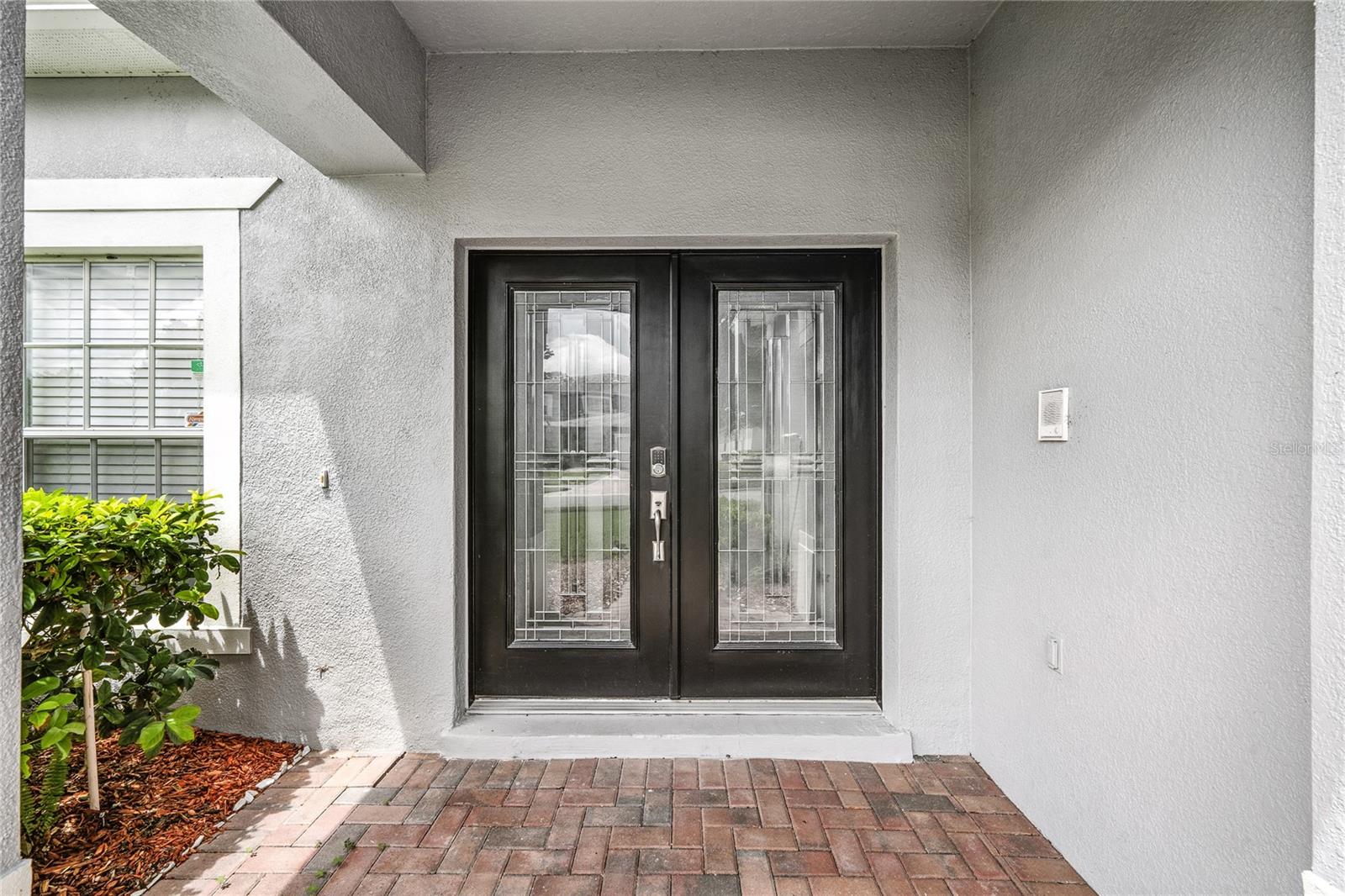Image 3 of 34 For 128 Calabria Springs Cove