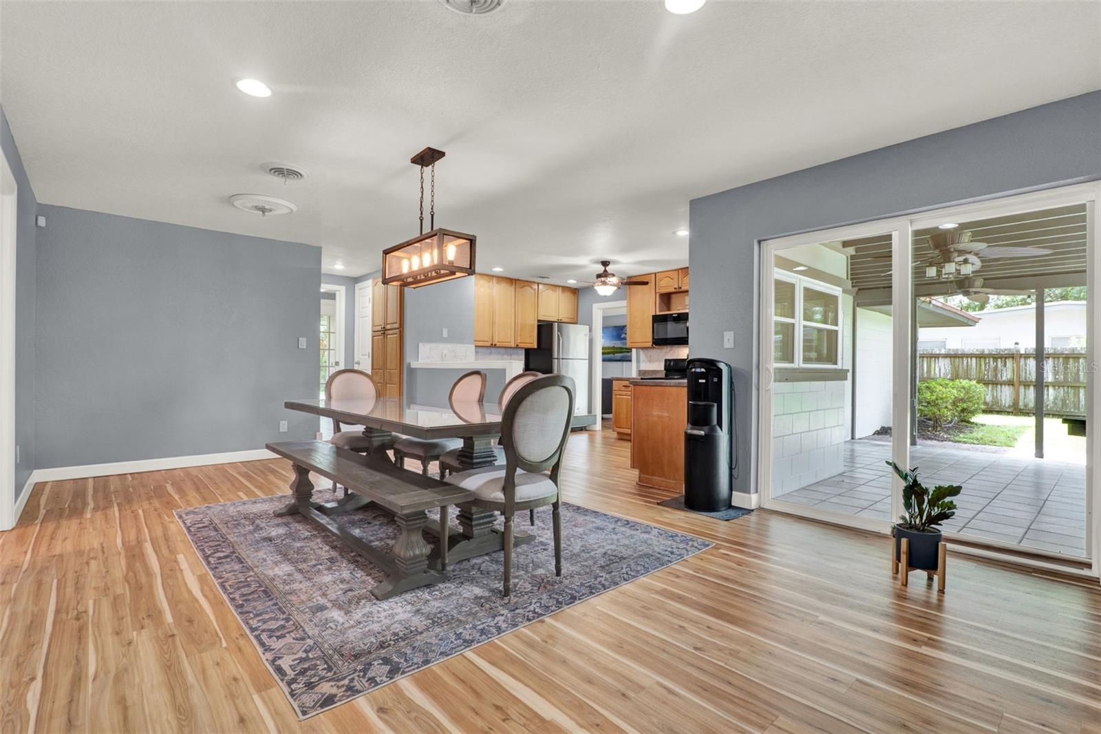 Image 13 of 36 For 1411 Glastonberry Road