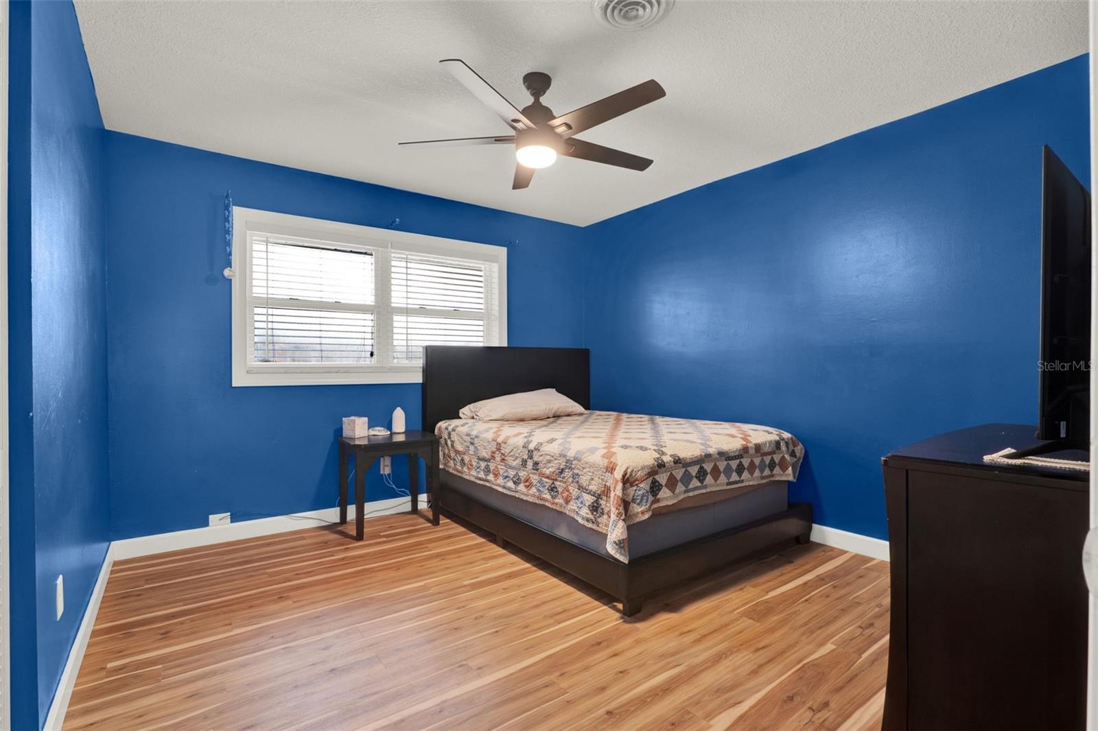 Image 17 of 36 For 1411 Glastonberry Road