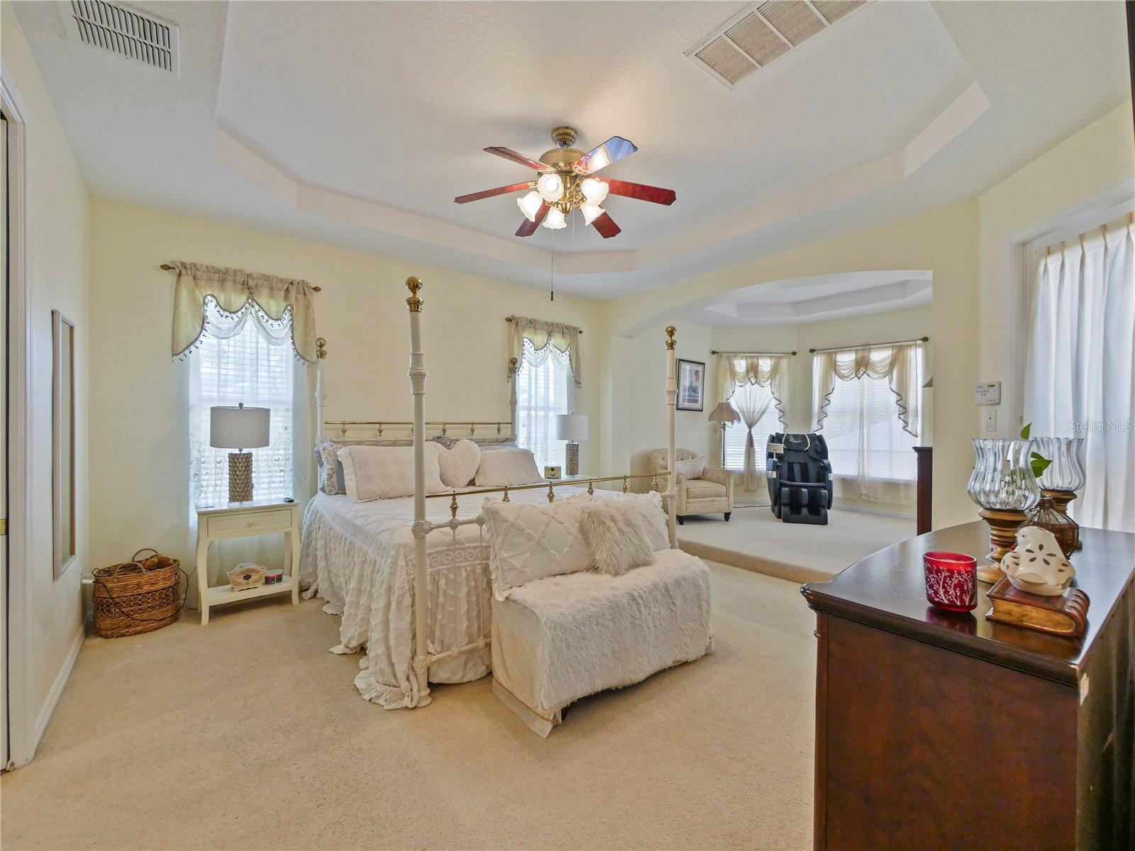 Listing photo id 36 for 23241 Abercorn Lane