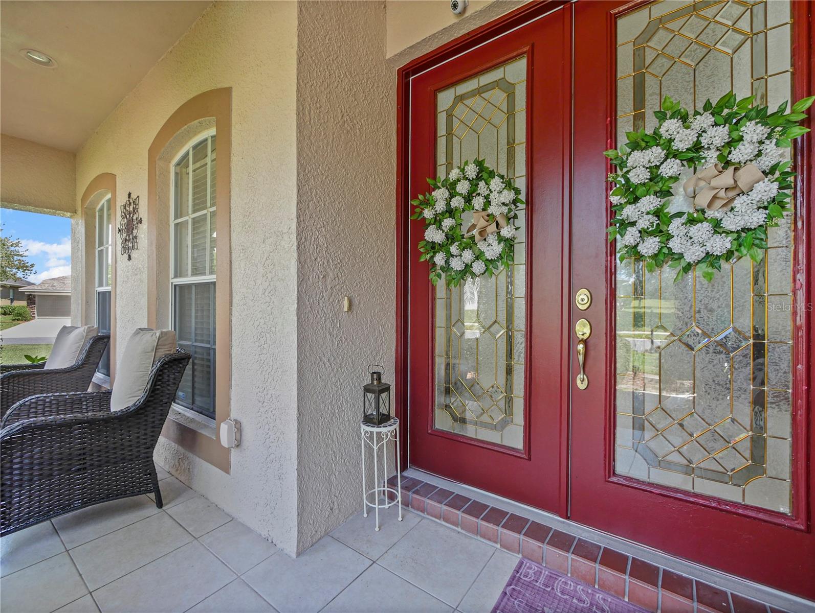 Listing photo id 3 for 23241 Abercorn Lane