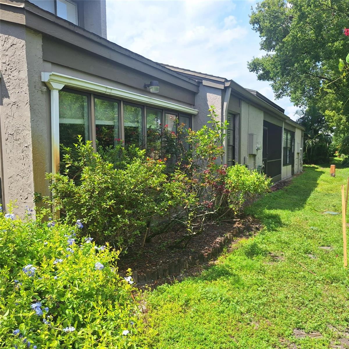 Image 29 of 35 For 1517 Carolwood Boulevard