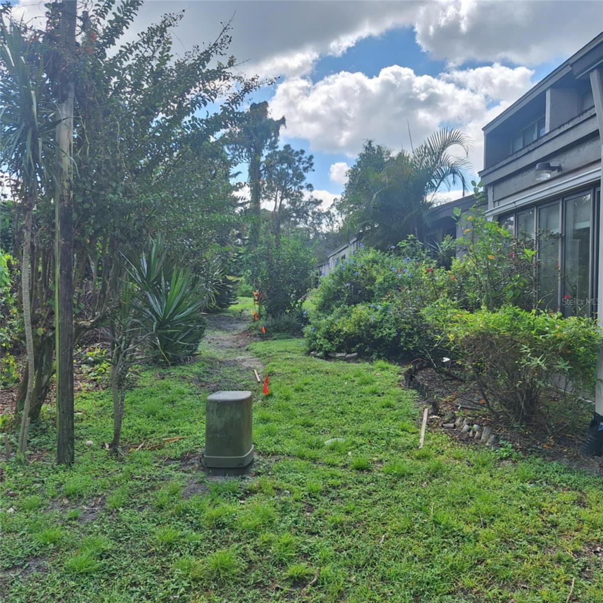 Image 40 of 43 For 1517 Carolwood Boulevard