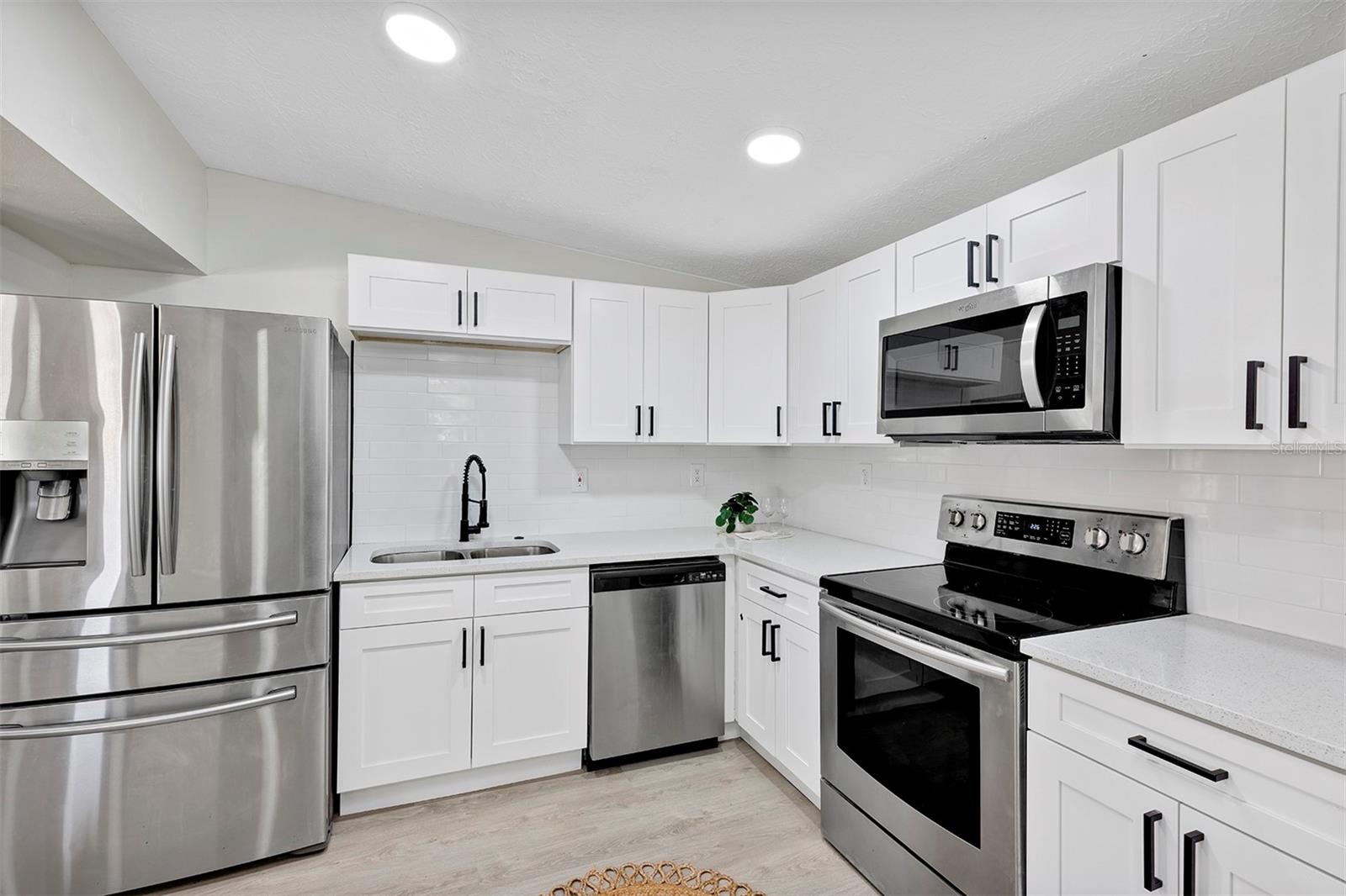 Image 10 of 31 For 432 2nd Avenue Ne
