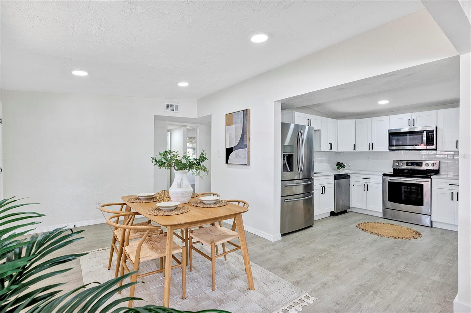 Image 6 of 31 For 432 2nd Avenue Ne