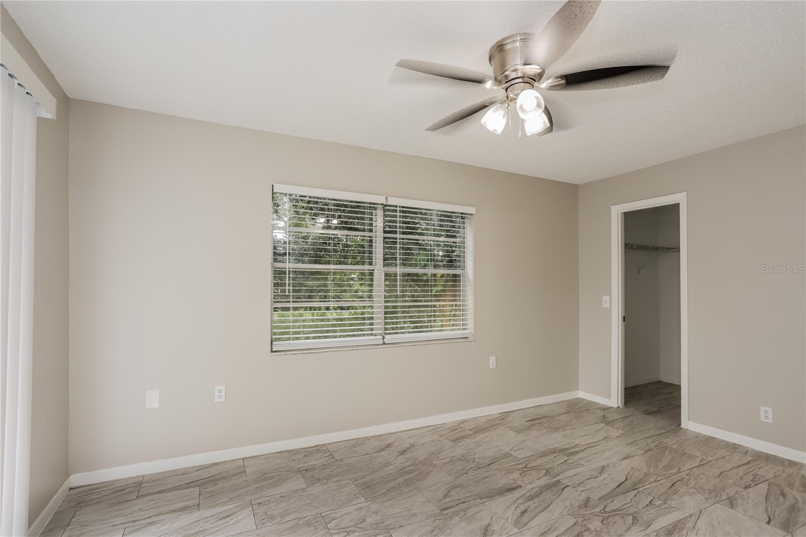 Image 7 of 16 For 1552 Foxridge Run Sw